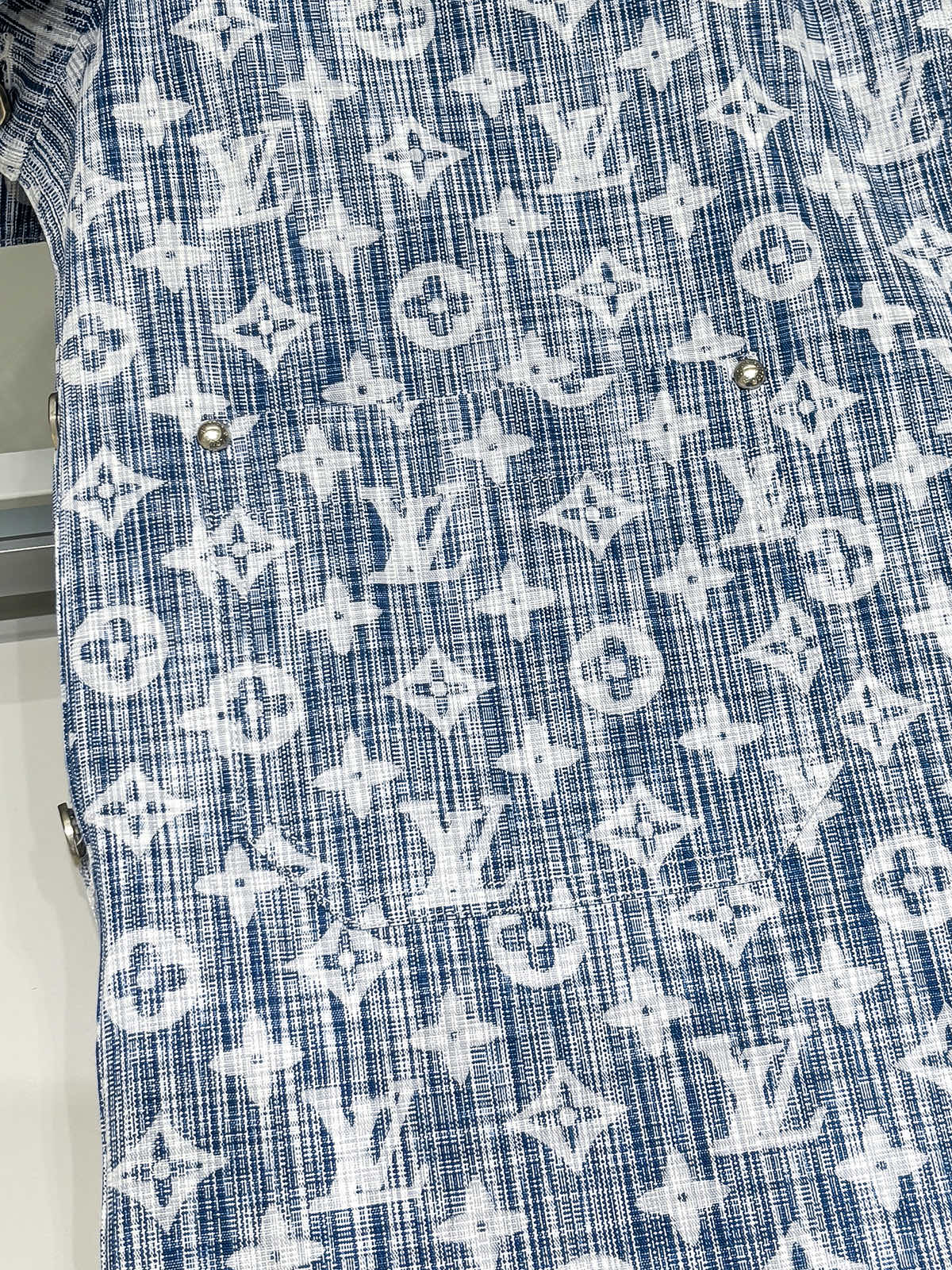 LV A貨藍白Monogram牛仔襯衫 經典水洗丹寧長袖｜歐美奢侈品精品推薦