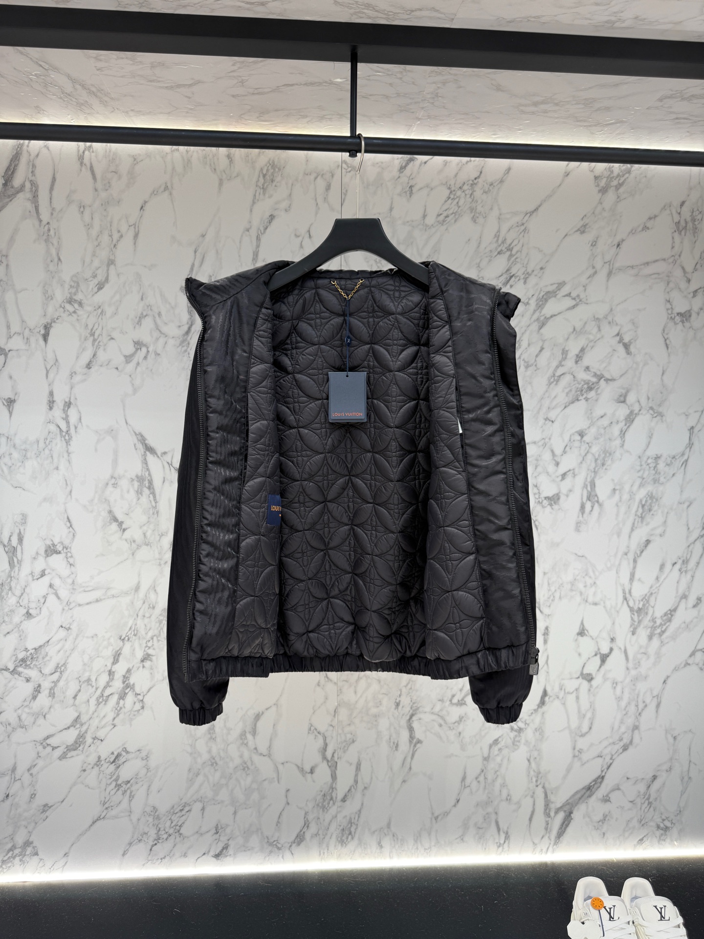 LV原單立領外套極簡防風黑色男士夾克｜歐美奢侈品精品推薦