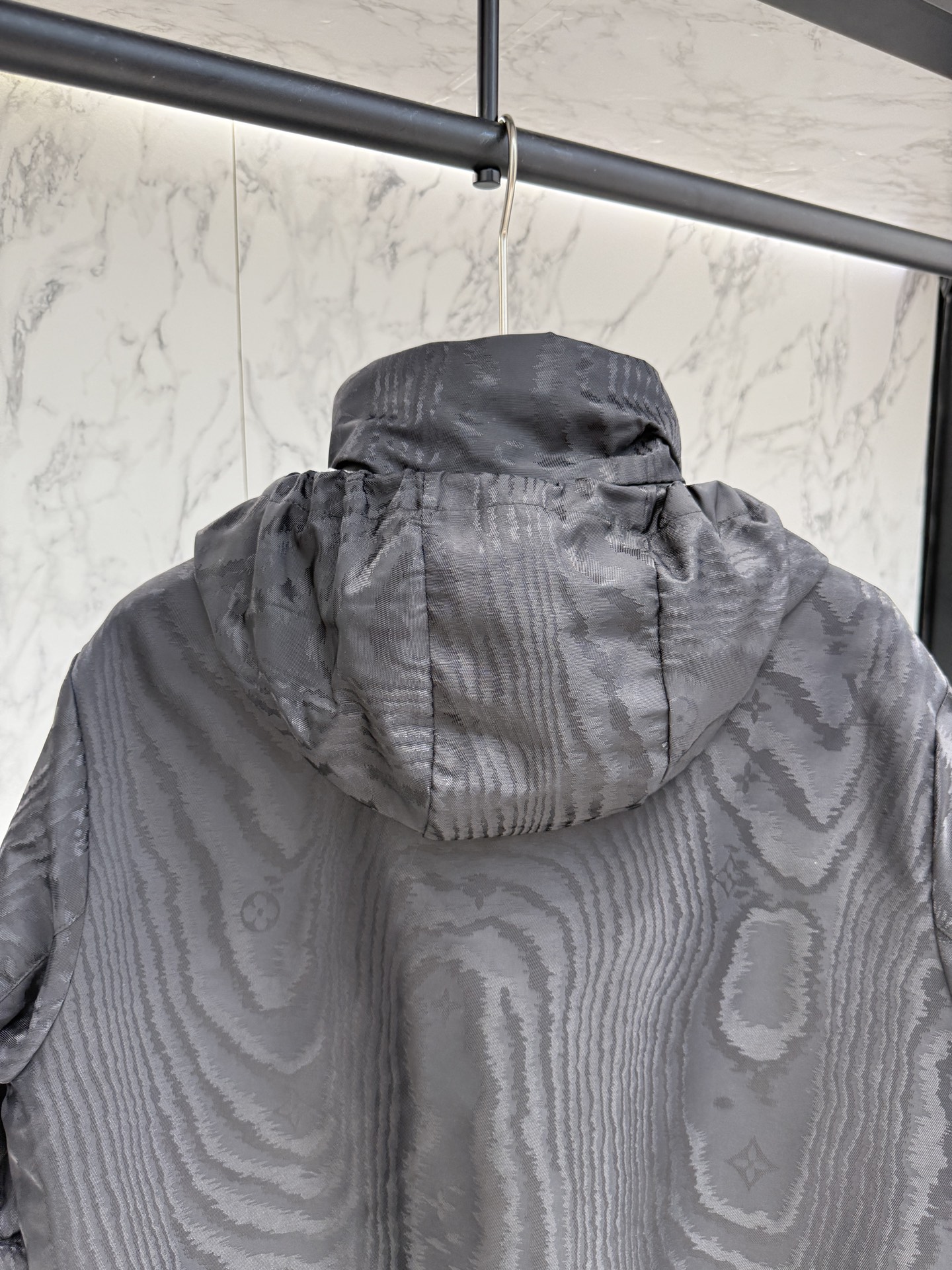 LV原單立領外套極簡防風黑色男士夾克｜歐美奢侈品精品推薦