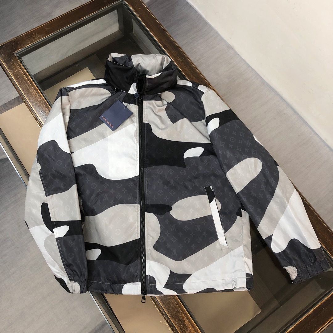 LV原單迷彩防風外套街頭潮流男士連帽款｜歐美奢侈品精品推薦