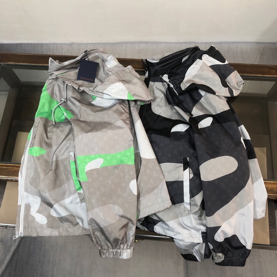LV原單迷彩防風外套街頭潮流男士連帽款｜歐美奢侈品精品推薦