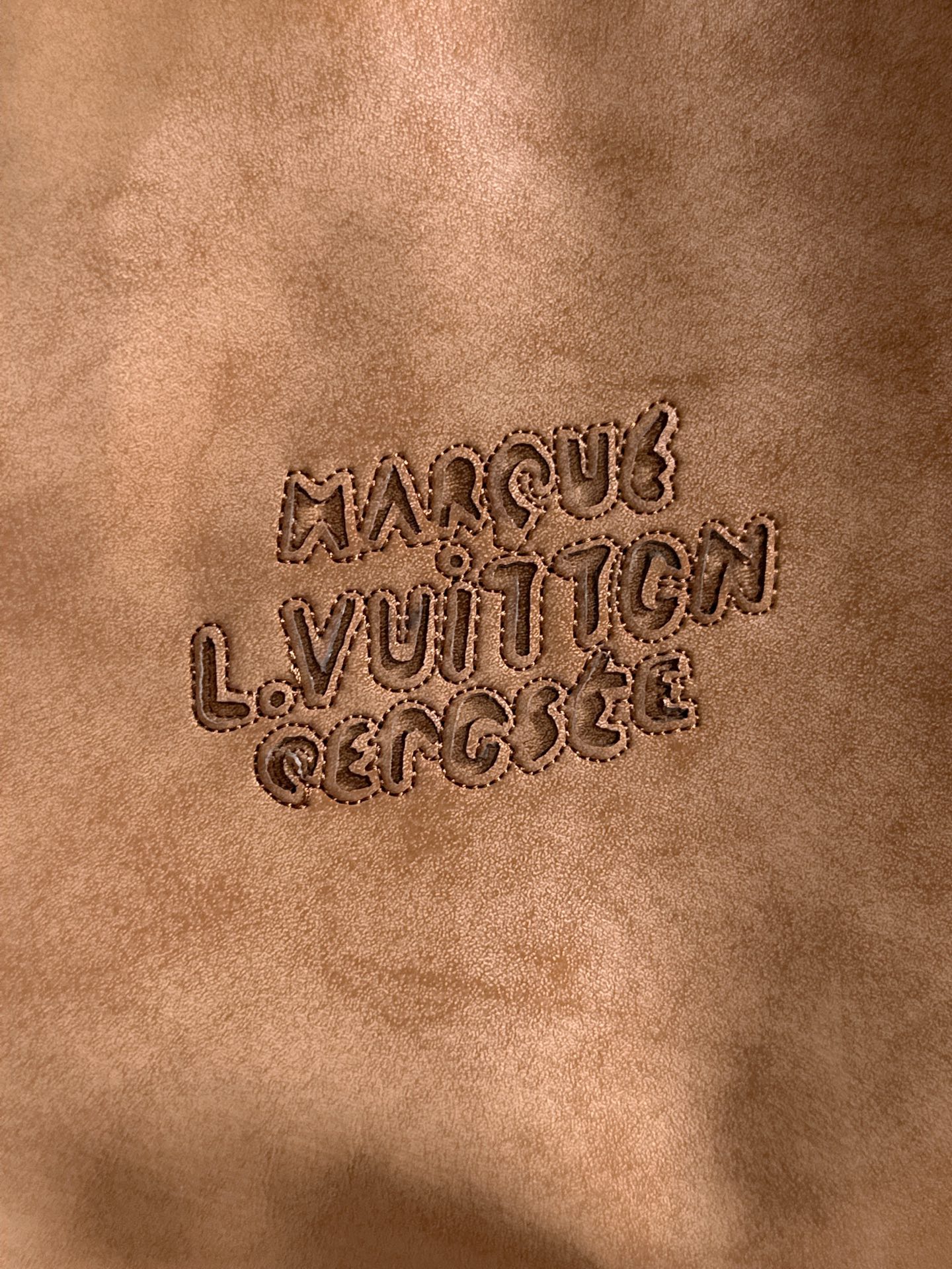 LV A貨麂皮立領外套焦糖棕色質感新款｜歐美奢侈品精品推薦