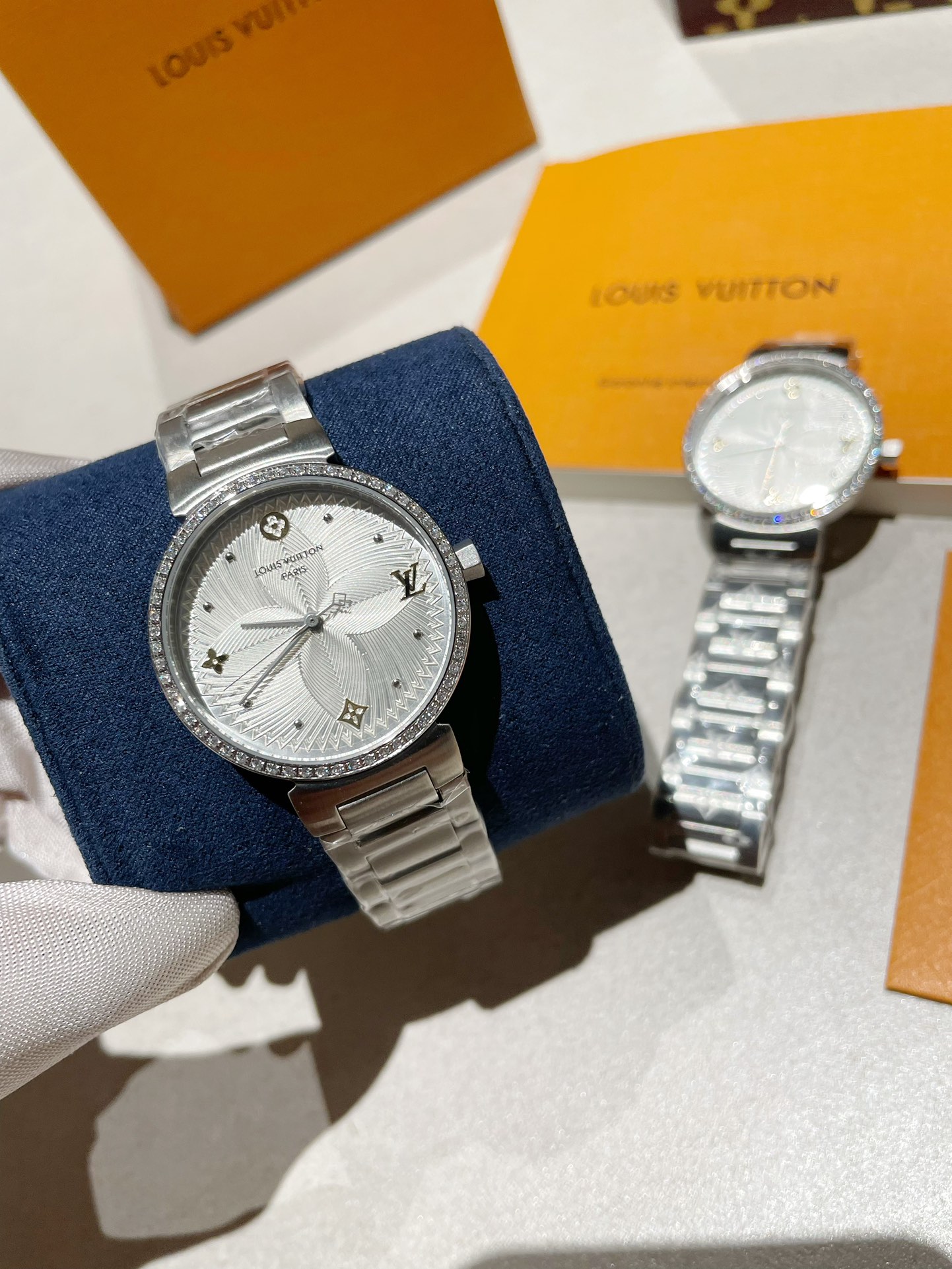 LV一比一銀色對錶情侶款腕錶簡約時尚風｜歐美奢侈品精品推薦