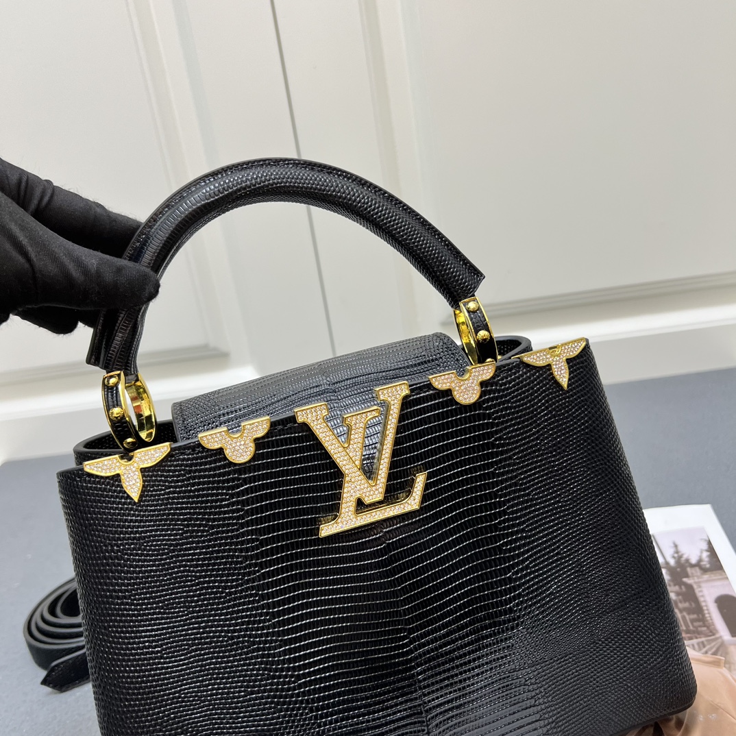 LV 高仿 M12297 黑色壓紋手提包 金扣細節27cm商務百搭款|超A仿原單精品圖片 10 LV 高仿 M12297 黑色壓紋手提包 金扣細節27cm商務百搭款|歐美奢侈品精品推薦