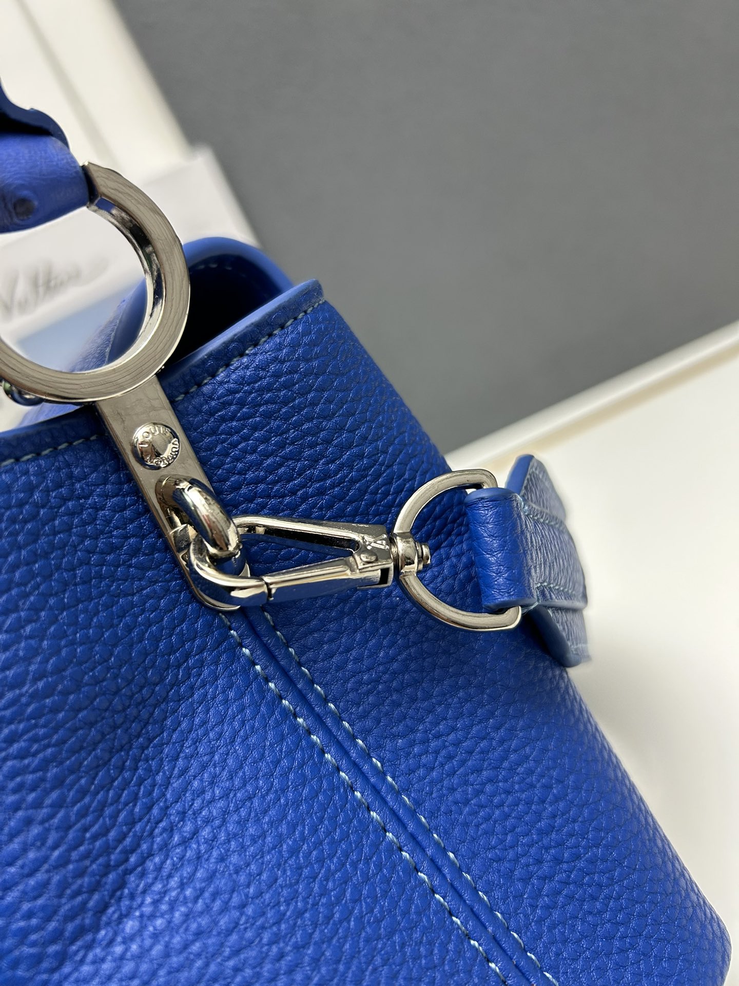 LV 高仿 82905 小號寶藍手提包 21cm挺括百搭時尚款｜歐美奢侈品精品推薦