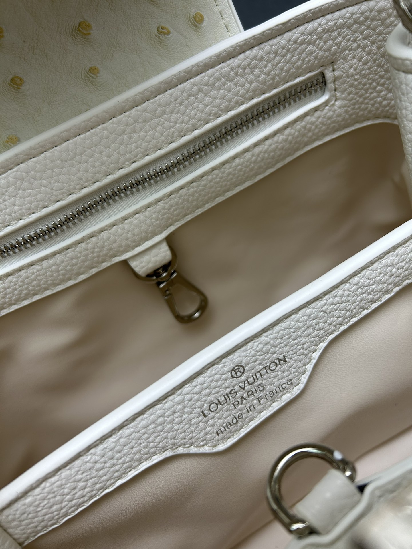 LV 高仿 82905 大號白色手提包 27cm挺括造型氣質百搭｜歐美奢侈品精品推薦