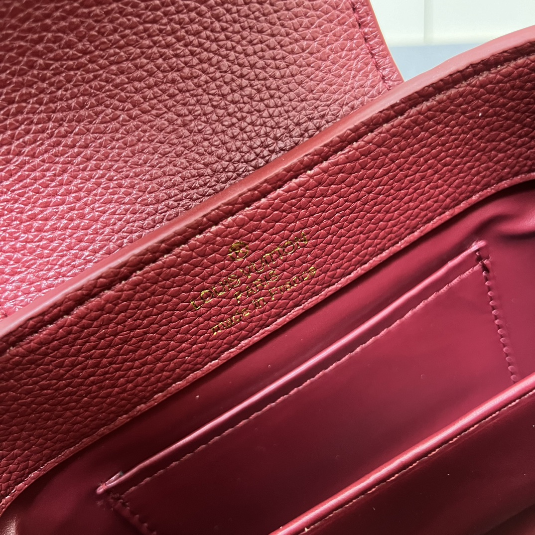 LV 一比一 24583 小號酒紅色鏈條手提包 21cm典雅女款包｜歐美奢侈品精品推薦