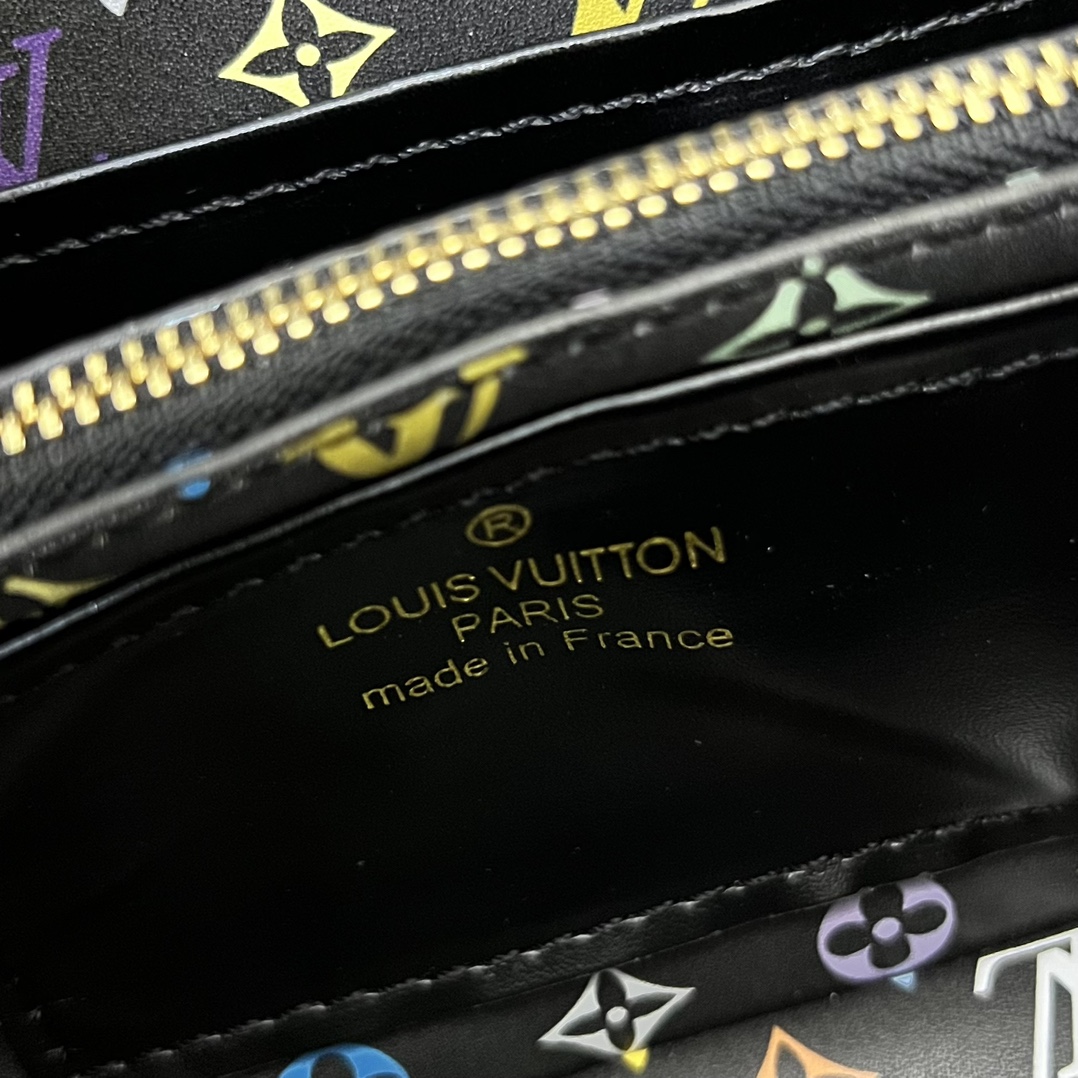 LV 原單 12352 小號黑色鏈條翻蓋手提包 21x14x8cm鎖扣女包｜歐美奢侈品精品推薦