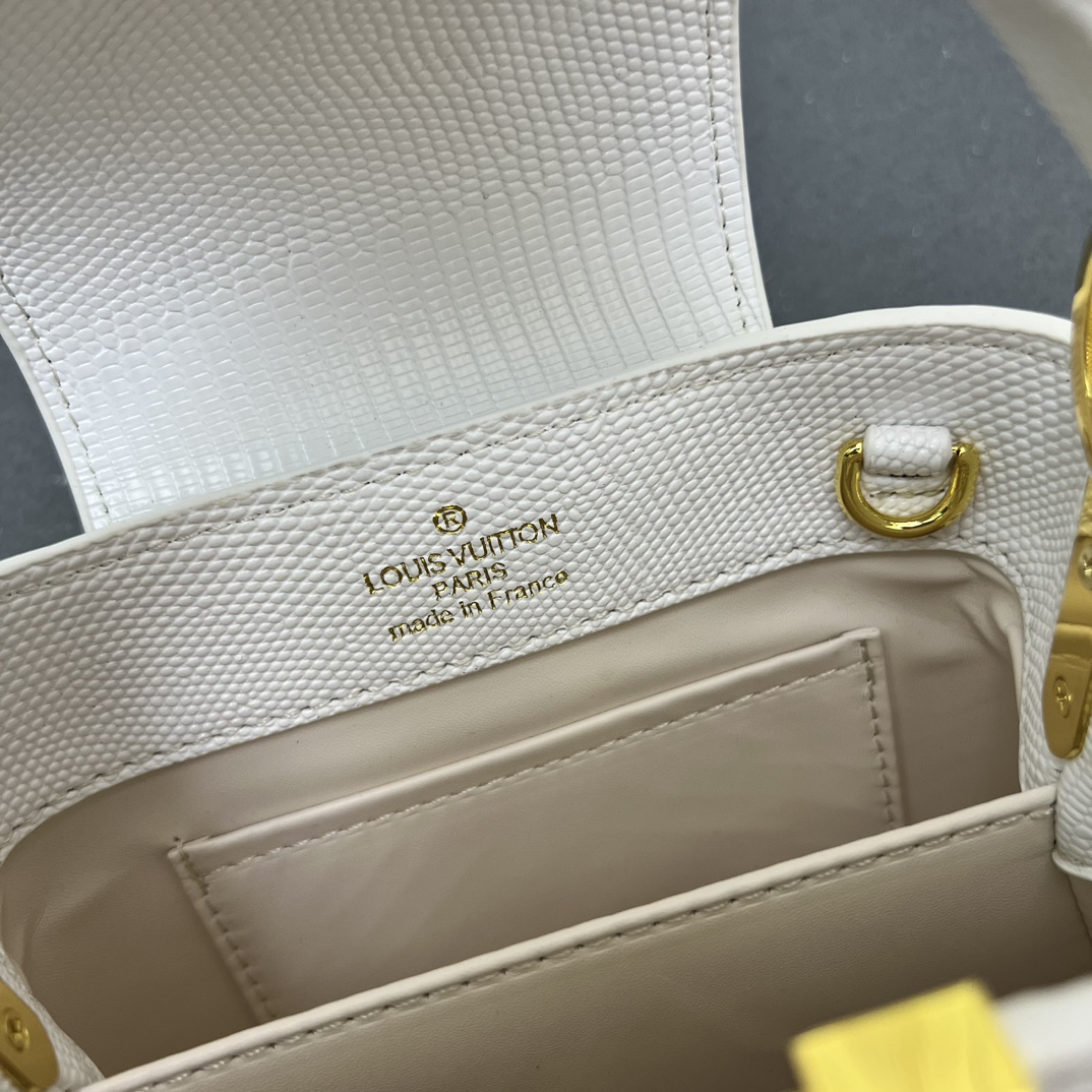 LV精品仿製Capucines Mini白色蜥蜴壓紋手提包21cm典雅百搭款|超A仿原單精品圖片 15 LV精品仿製Capucines Mini白色蜥蜴壓紋手提包21cm典雅百搭款|歐美奢侈品精品推薦