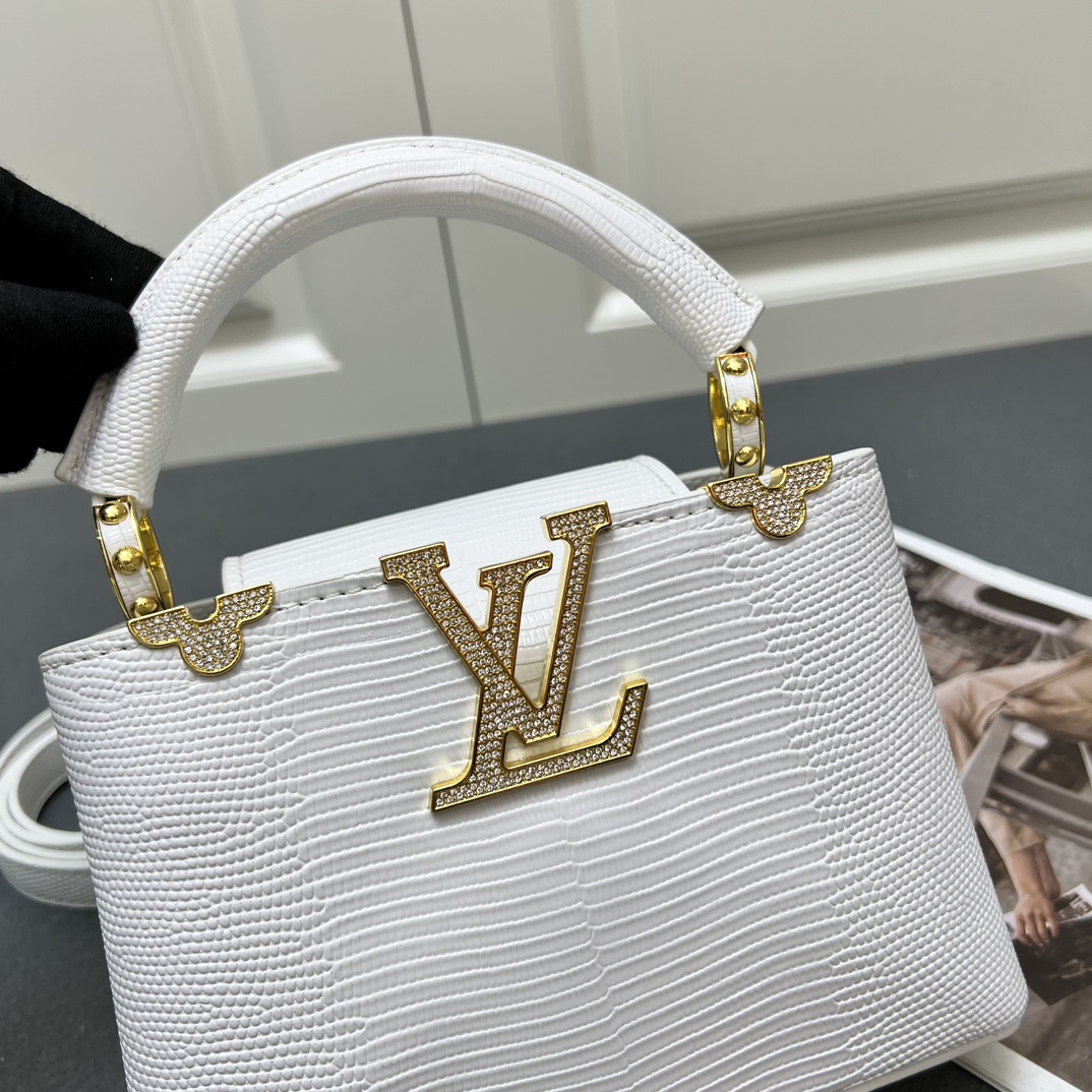 LV精品仿製Capucines Mini白色蜥蜴壓紋手提包21cm典雅百搭款|超A仿原單精品圖片 11 LV精品仿製Capucines Mini白色蜥蜴壓紋手提包21cm典雅百搭款|歐美奢侈品精品推薦