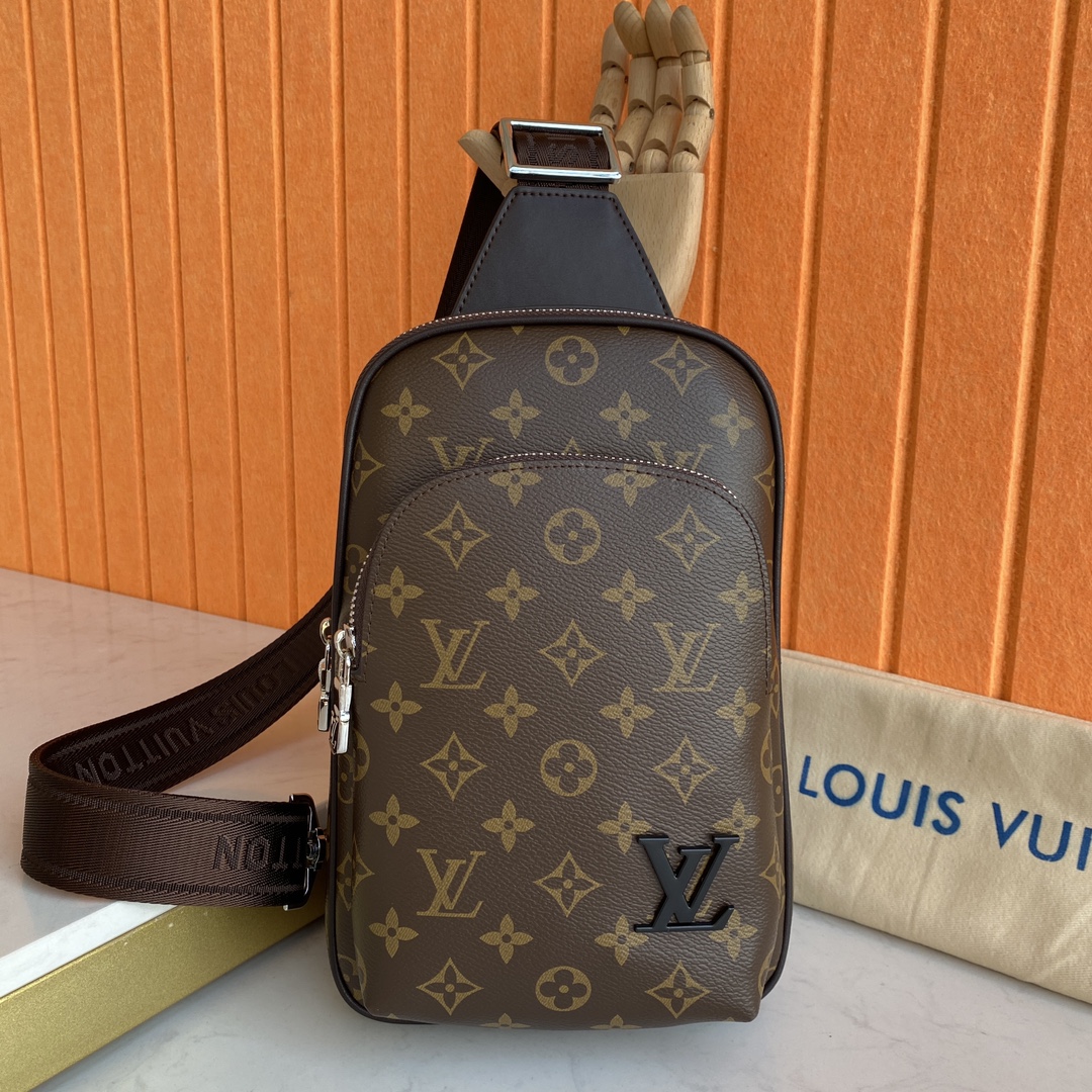 LV高仿男士Monogram單肩包經典老花棕色斜背胸包｜歐美奢侈品精品推薦