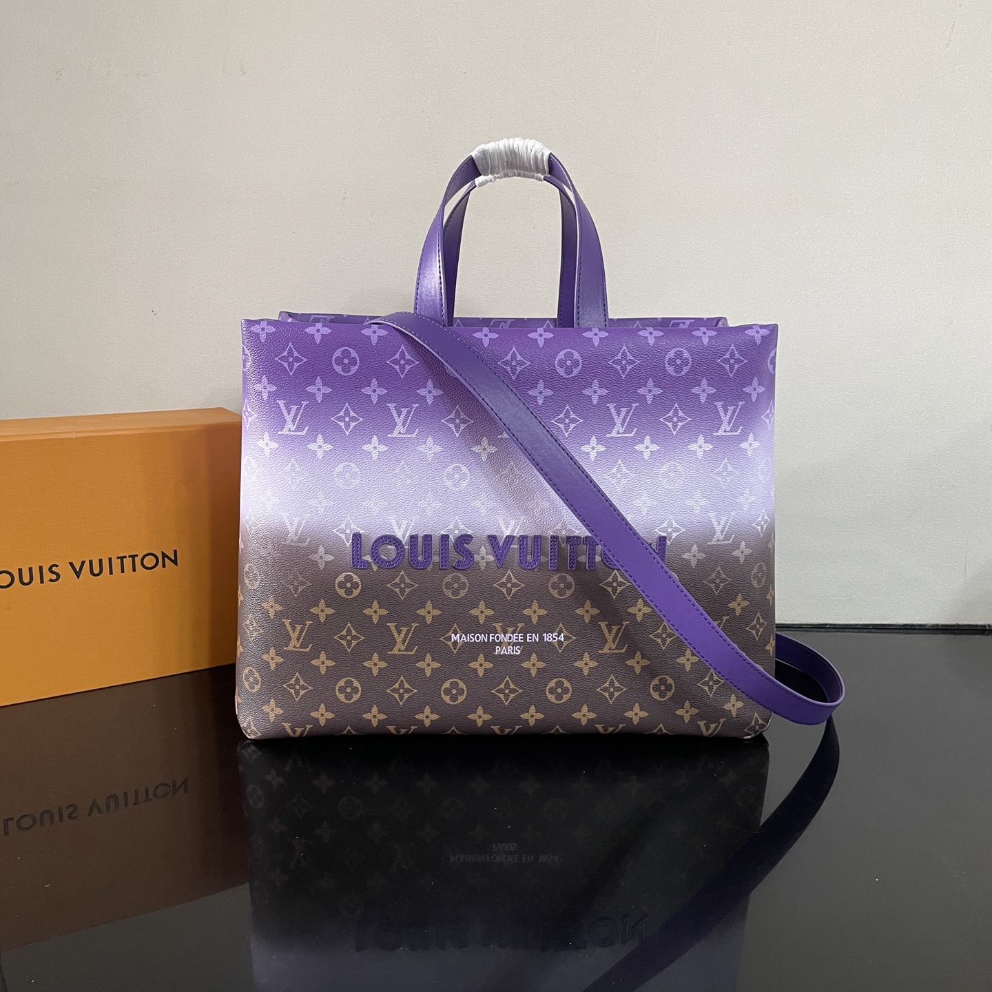 LV原單女士手提托特包漸層紫Monogram大LOGO時尚百搭款｜歐美奢侈品精品推薦