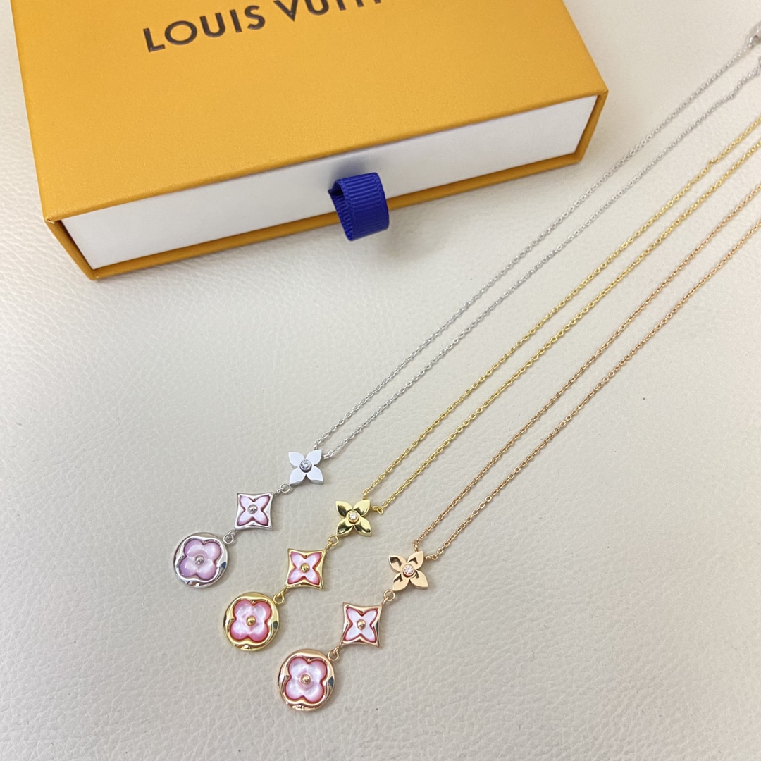 LV高仿Monogram花卉墜飾項鍊 三色母貝圓花雙墜設計｜歐美奢侈品精品推薦