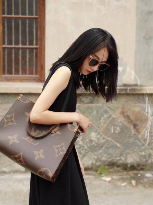 為什麼LV托特包成為通勤首選?實用性全面解析|超A仿原單精品圖片 1 為什麼LV托特包成為通勤首選?實用性全面解析|歐美奢侈品精品推薦