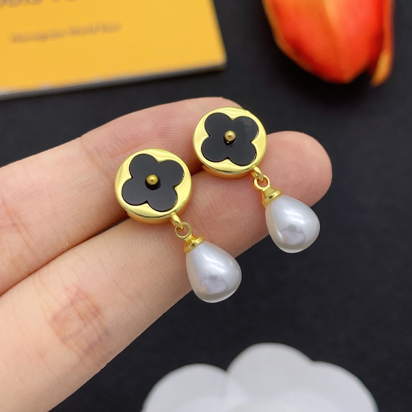 LV黑花珍珠耳環 原單奢華氣質款｜歐美奢侈品精品推薦