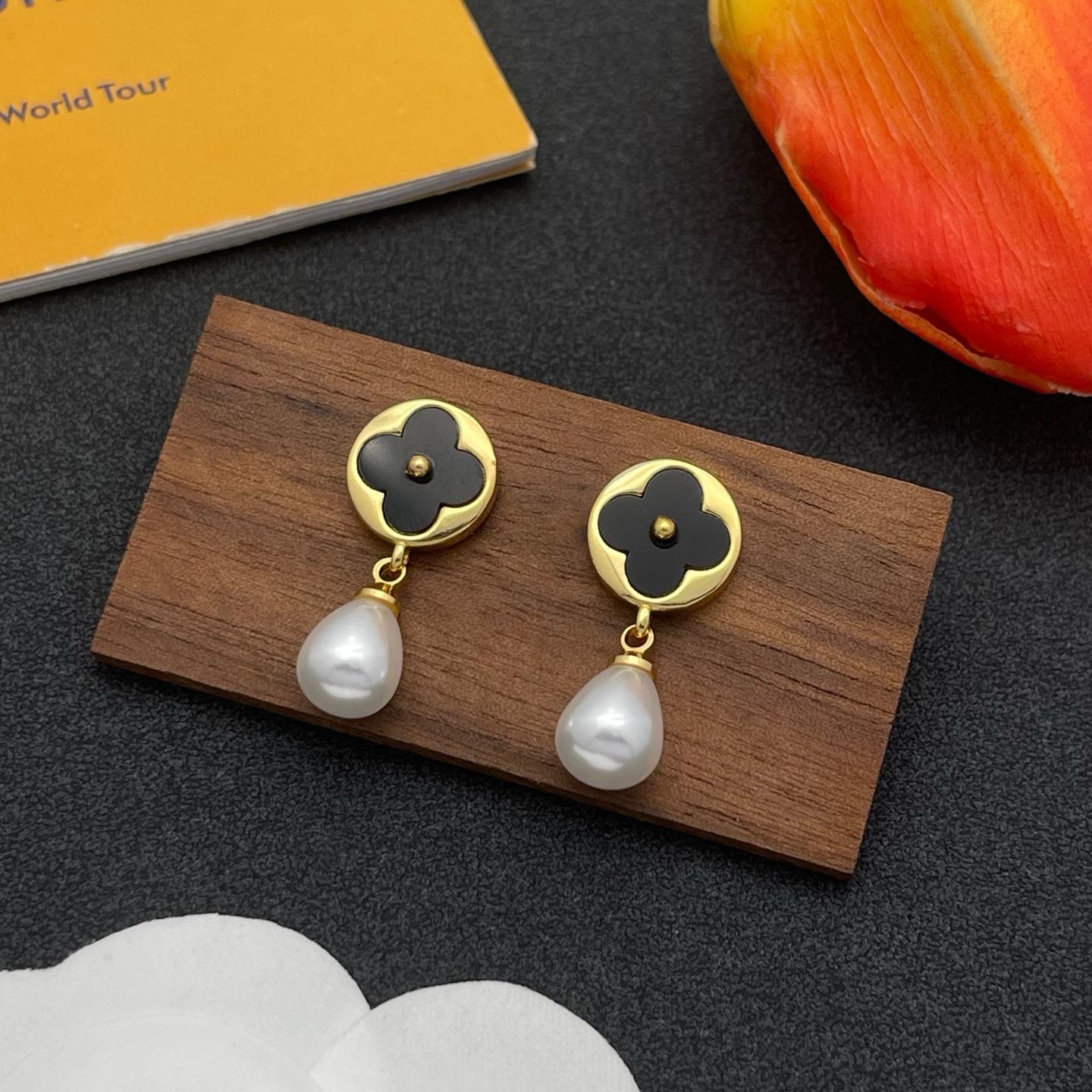LV黑花珍珠耳環 原單奢華氣質款｜歐美奢侈品精品推薦