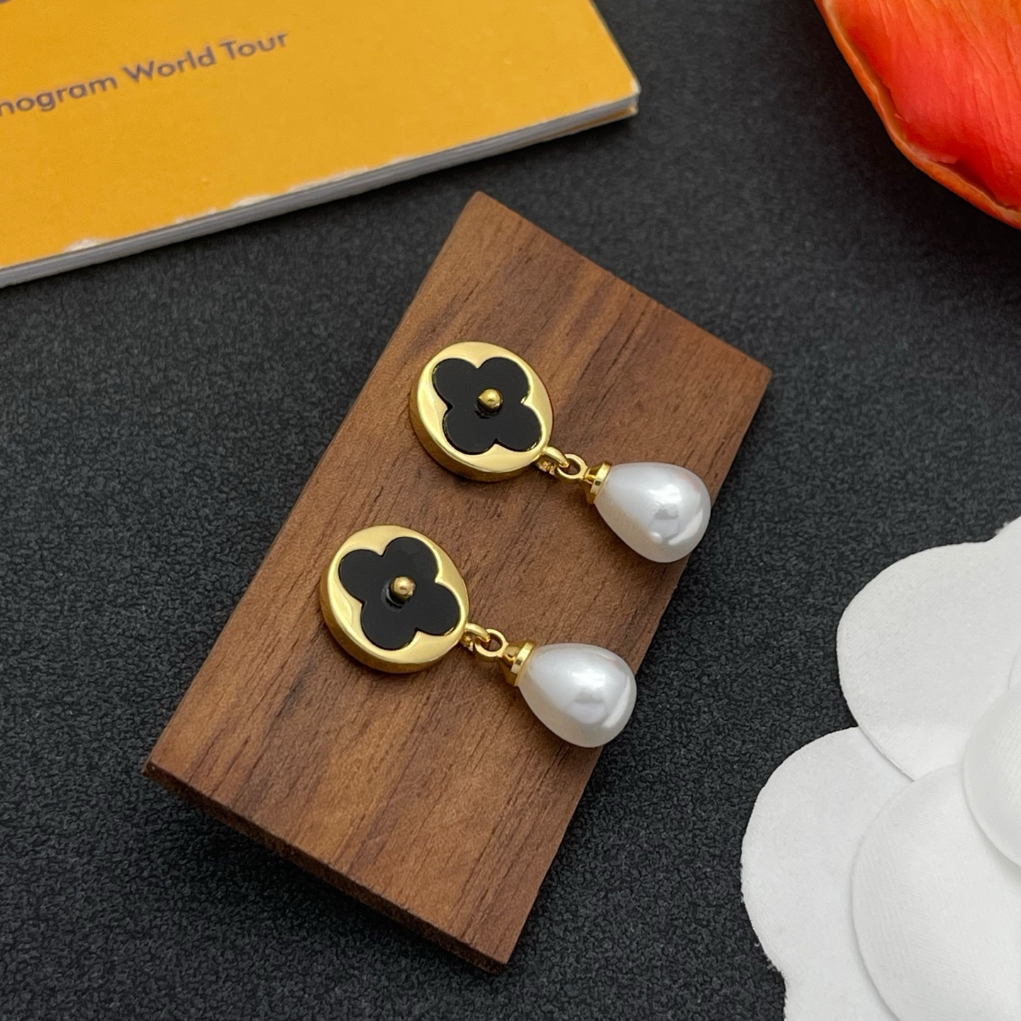 LV黑花珍珠耳環 原單奢華氣質款｜歐美奢侈品精品推薦