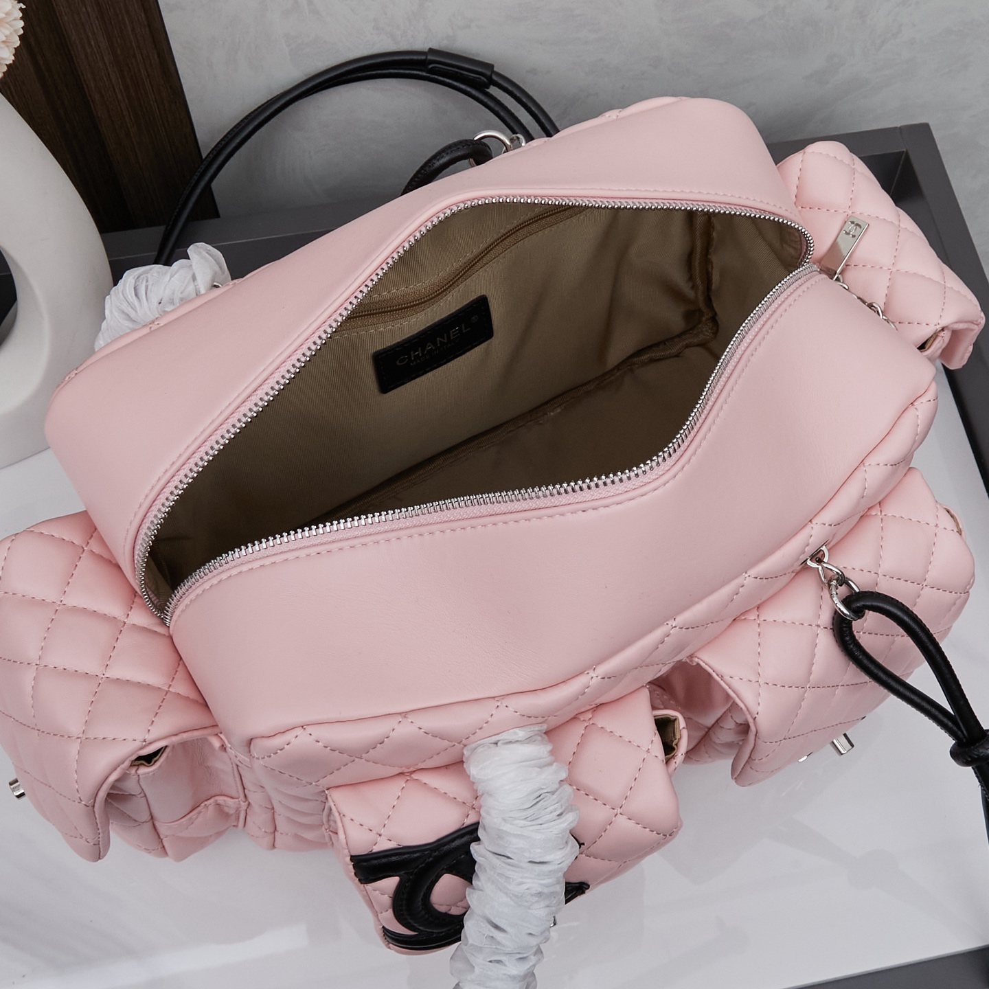 Chanel 高仿 粉色少女感多口袋肩背包 甜美必備氣質款｜歐美奢侈品精品推薦