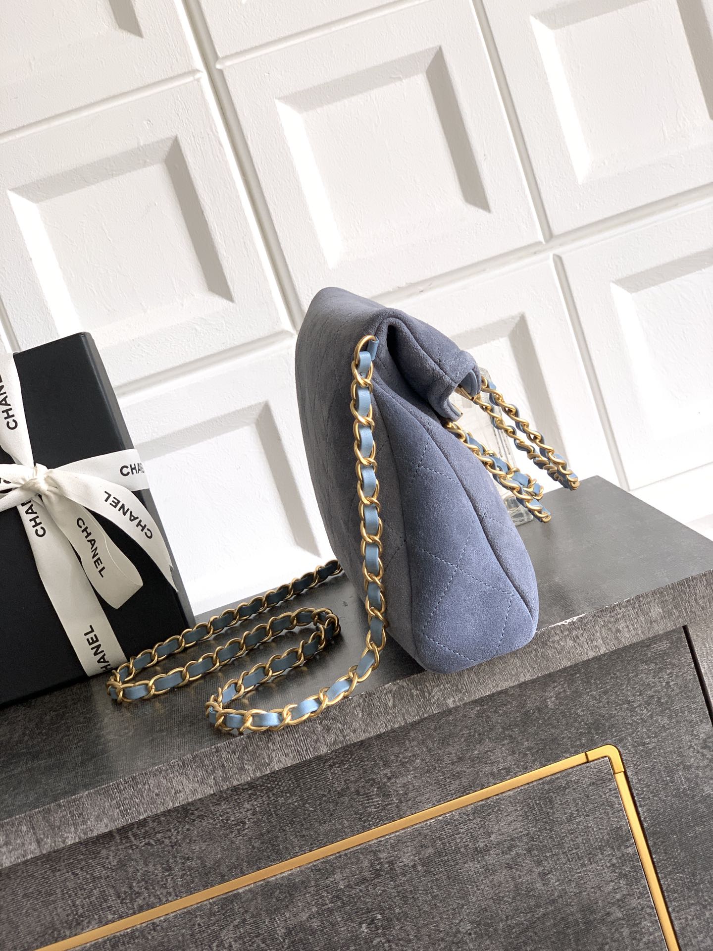 CHANEL 高仿女士絨面鏈條包 優雅藍灰感手提肩背兩用 小香精品風格設計款｜歐美奢侈品精品推薦