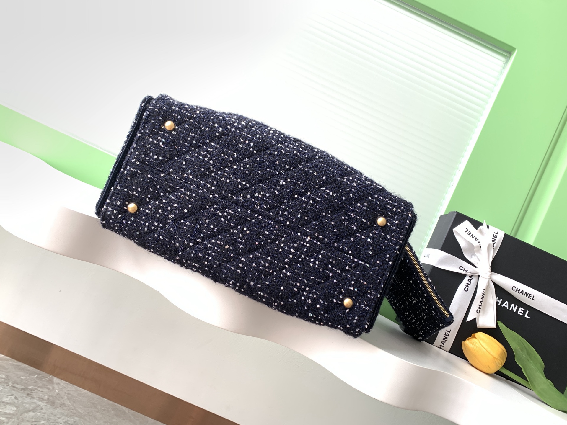 CHANEL 高仿粗花呢深藍束口包 女士鏈條肩背款 都會輕奢必備｜歐美奢侈品精品推薦