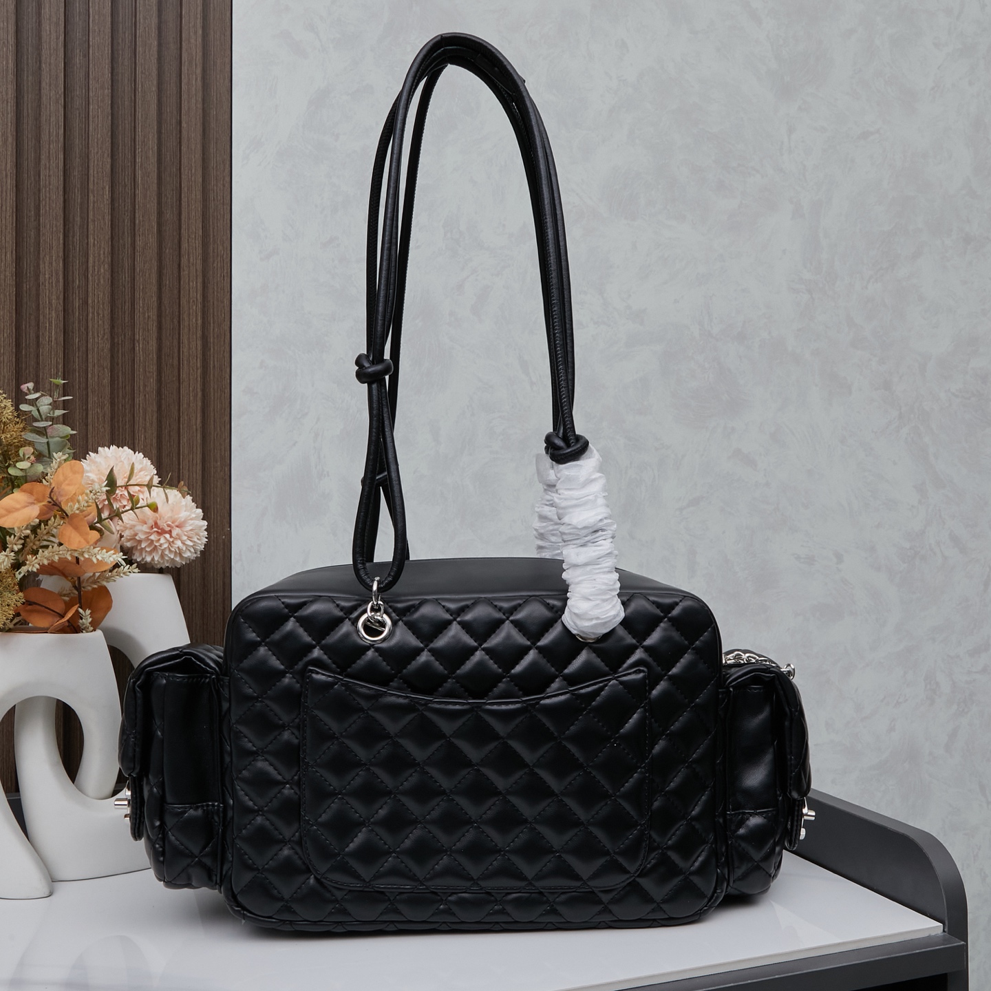 Chanel 高仿多功能肩背包 黑色雙口袋設計 通勤時尚新選擇|超A仿原單精品圖片 13 Chanel 高仿多功能肩背包 黑色雙口袋設計 通勤時尚新選擇|歐美奢侈品精品推薦