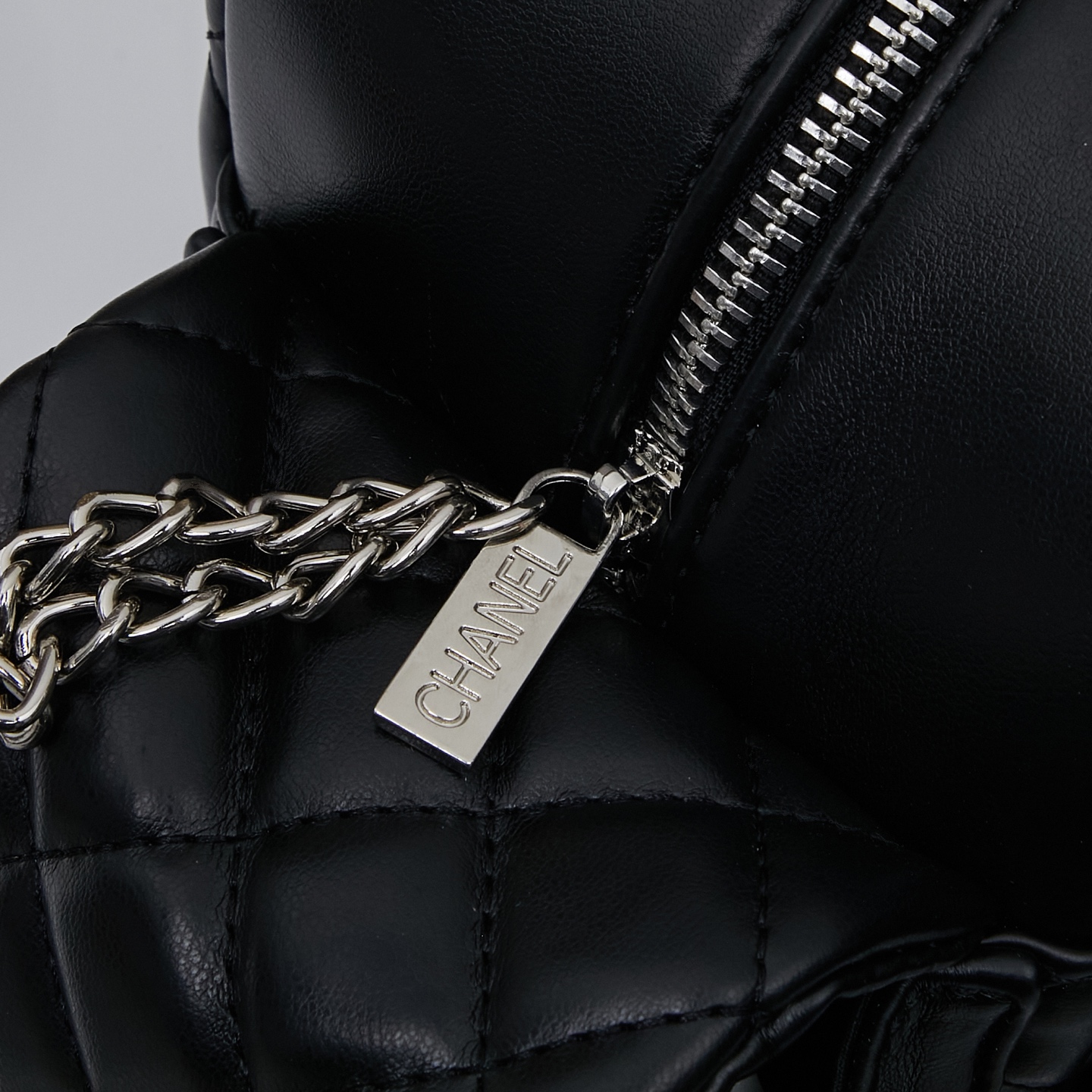 Chanel 高仿多功能肩背包 黑色雙口袋設計 通勤時尚新選擇|超A仿原單精品圖片 9 Chanel 高仿多功能肩背包 黑色雙口袋設計 通勤時尚新選擇|歐美奢侈品精品推薦