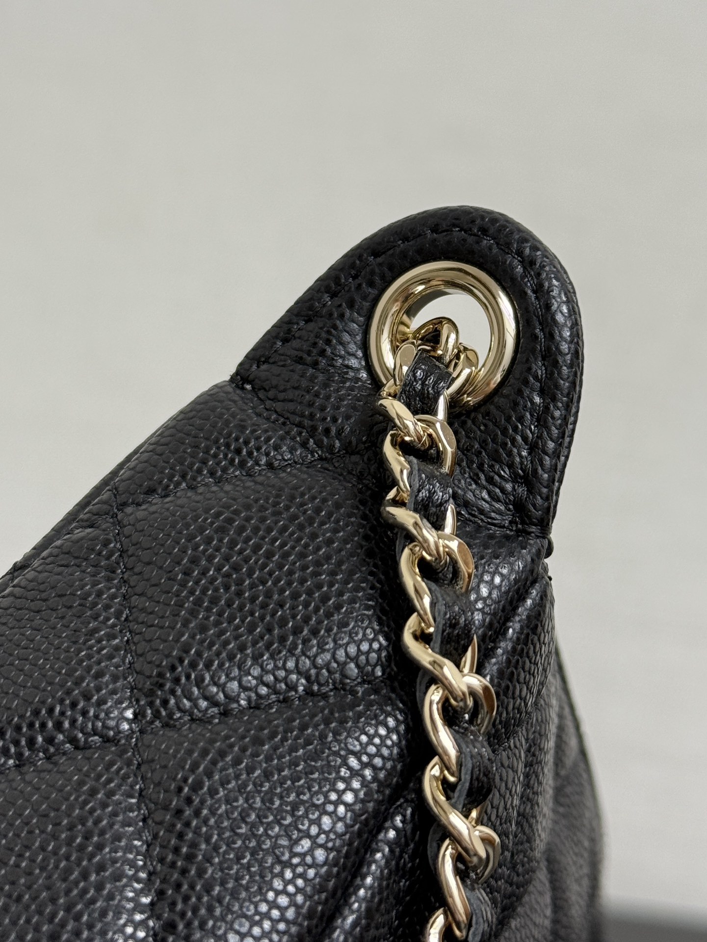 Chanel 高仿鏈條斜背包 黑色迷你方包 菱格壓紋經典款｜歐美奢侈品精品推薦