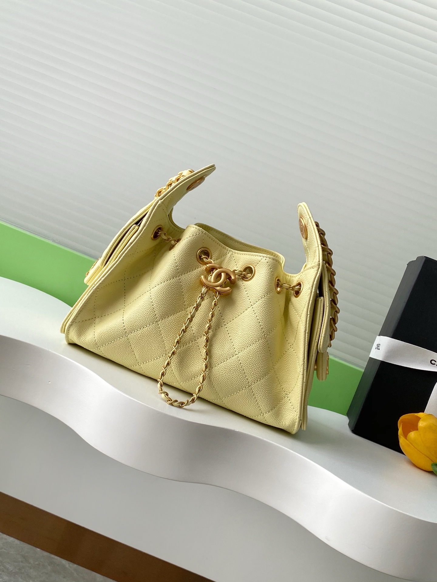 Chanel 高仿黃色水桶包 夏季限定柔色款 菱格百搭女用背包