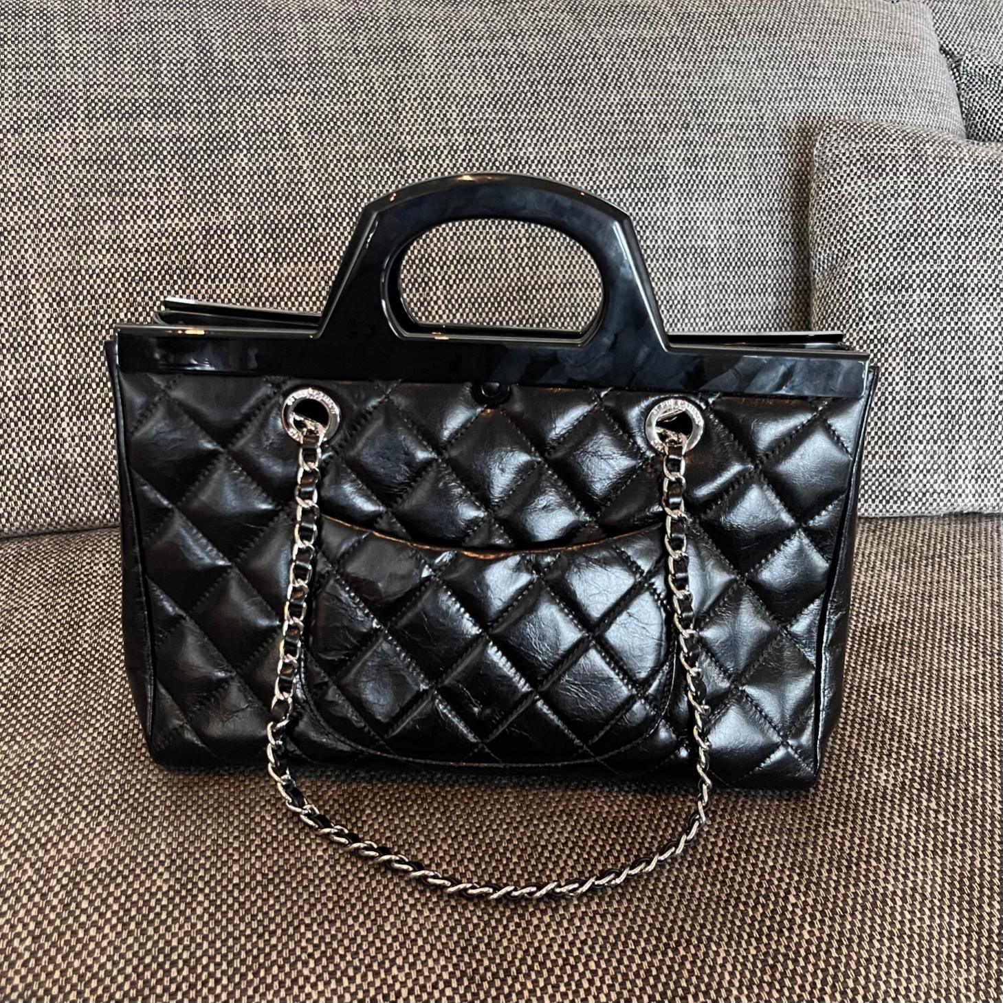 CHANEL 一比一復刻 黑色亮面菱格托特包 經典銀鏈條手提包｜歐美奢侈品精品推薦