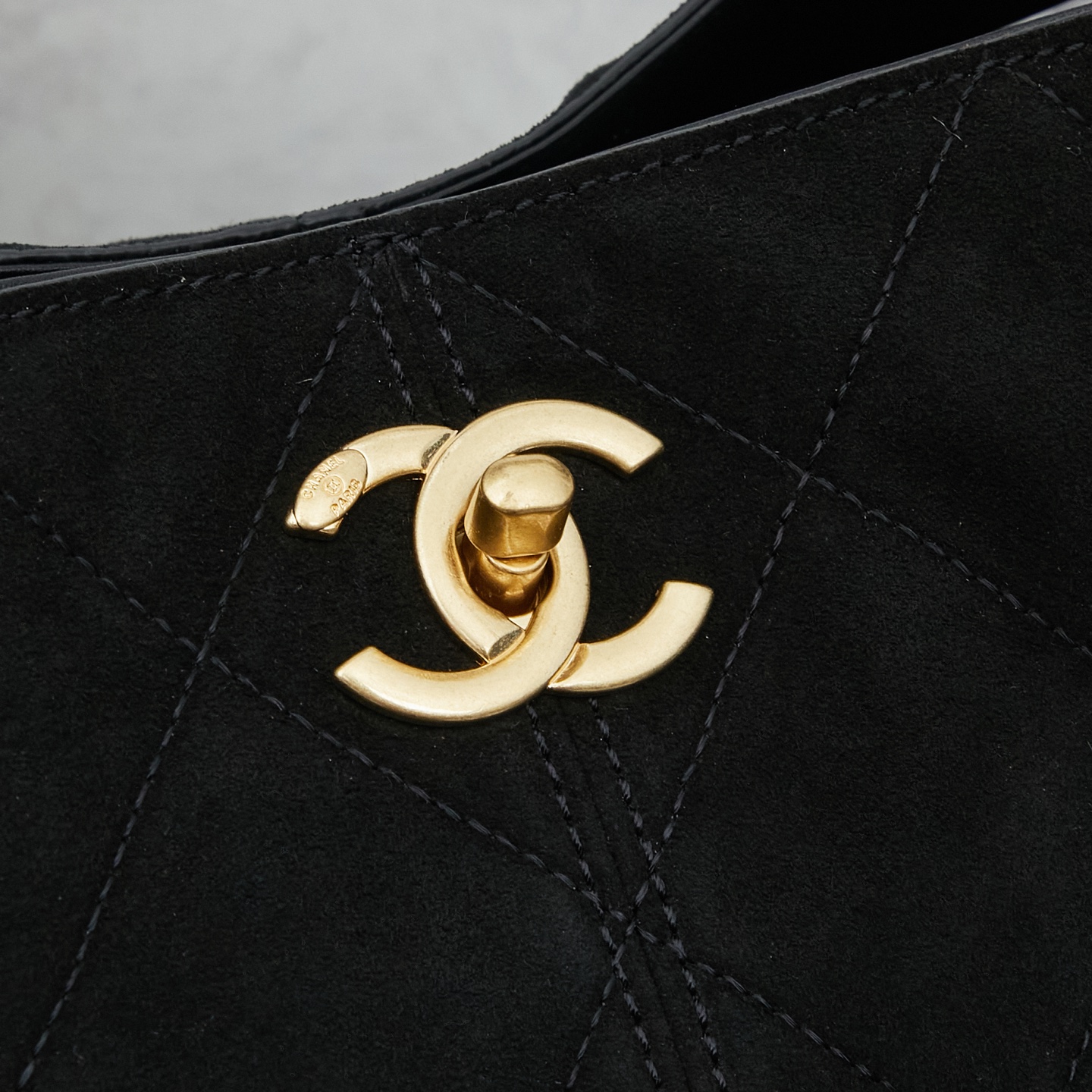 Chanel 高仿女士大容量托特包 經典菱格紋鏈條款 日常百搭風格設計｜歐美奢侈品精品推薦