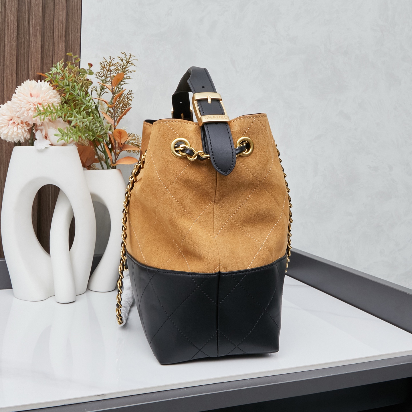 Chanel 高仿拼接麂皮托特包 女士鏈條肩背包 2025焦糖色質感新款｜歐美奢侈品精品推薦