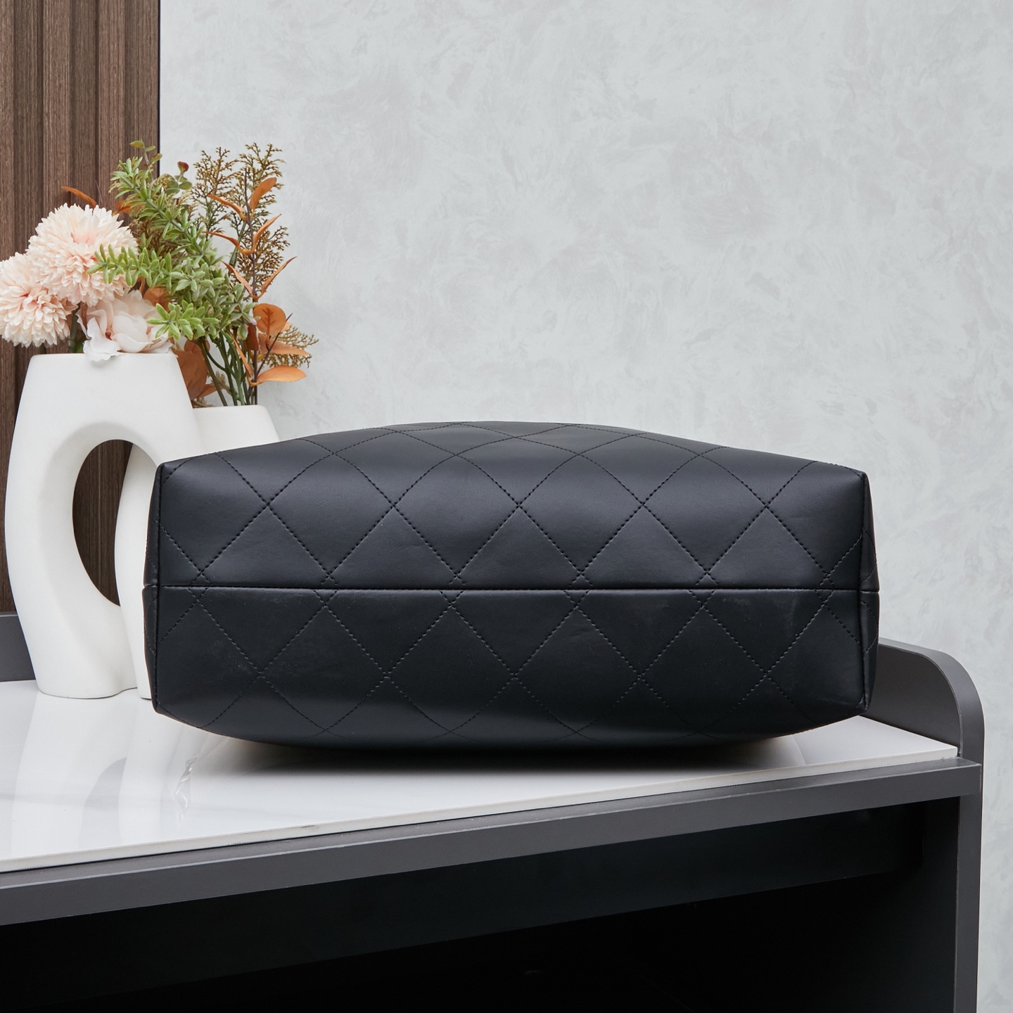 Chanel 高仿菱格拼接托特包 女士鏈條手提包 2025米色質感百搭款