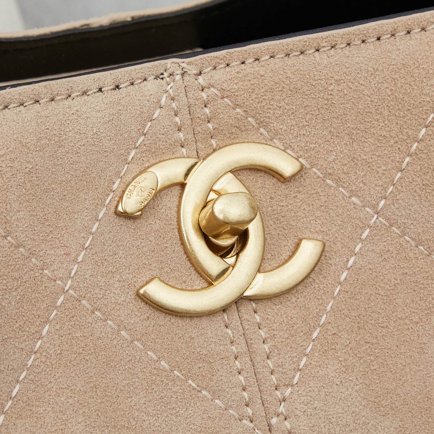 Chanel 高仿菱格拼接托特包 女士鏈條手提包 2025米色質感百搭款