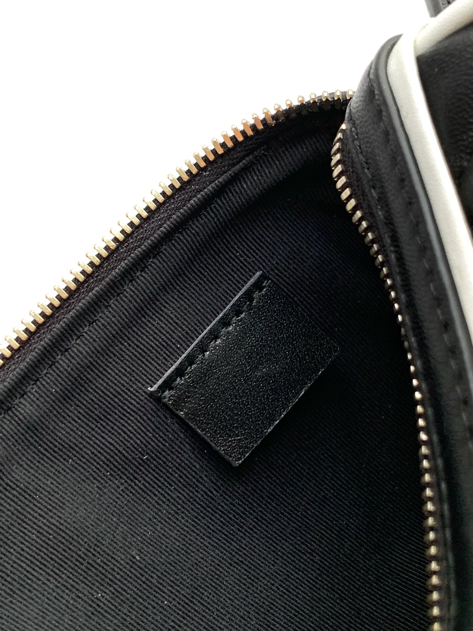 Chanel 原單黑白滾邊迷你箱型包 女士鏈條小方包 2025質感新款｜歐美奢侈品精品推薦