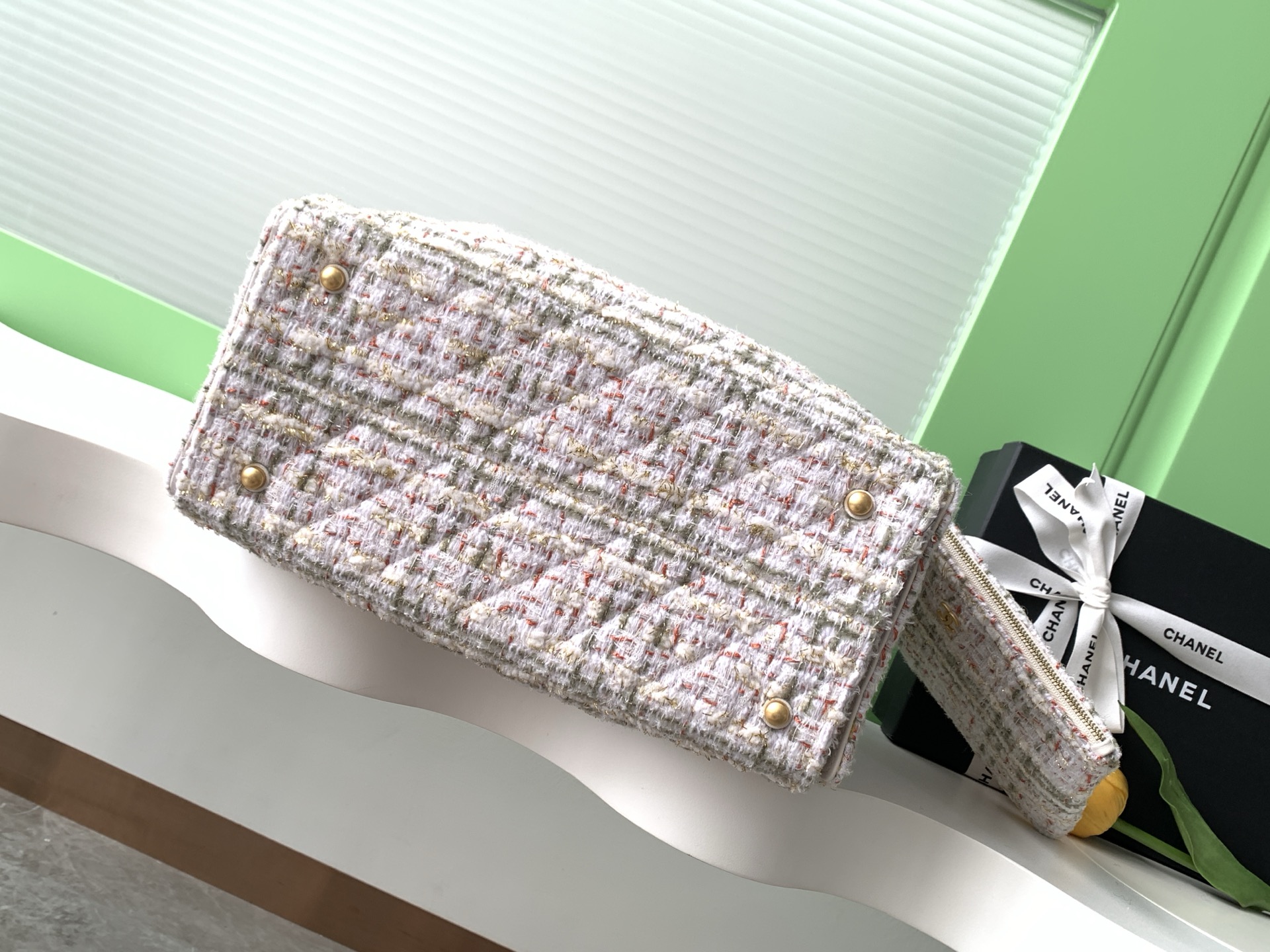 Chanel 原單白色編織束口托特包 女士鏈條肩背包 氣質溫柔2025新品｜歐美奢侈品精品推薦