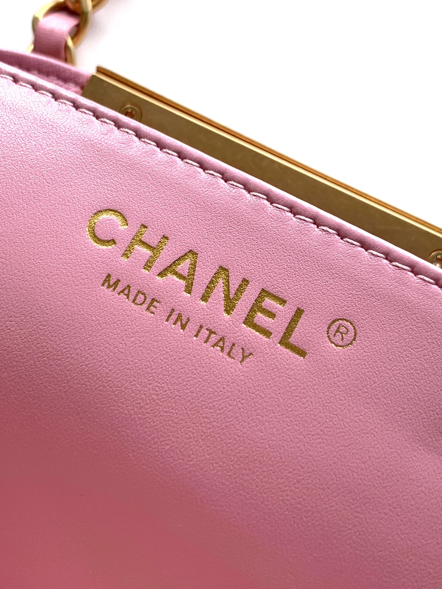 CHANEL高仿女款鏈條包 粉色絨布設計 百搭甜美款｜歐美奢侈品精品推薦