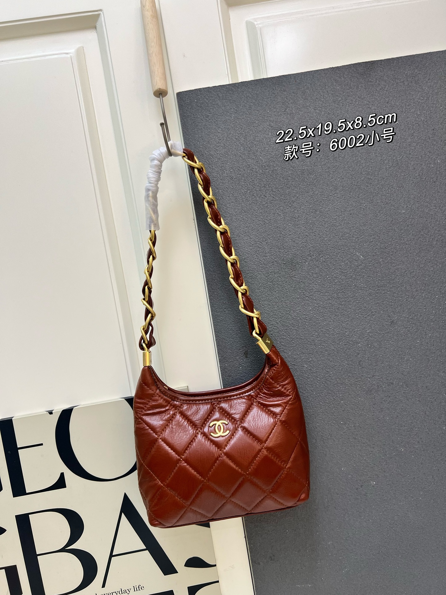 CHANEL一比一酒紅小包 女款鏈條短背帶設計 都會感十足