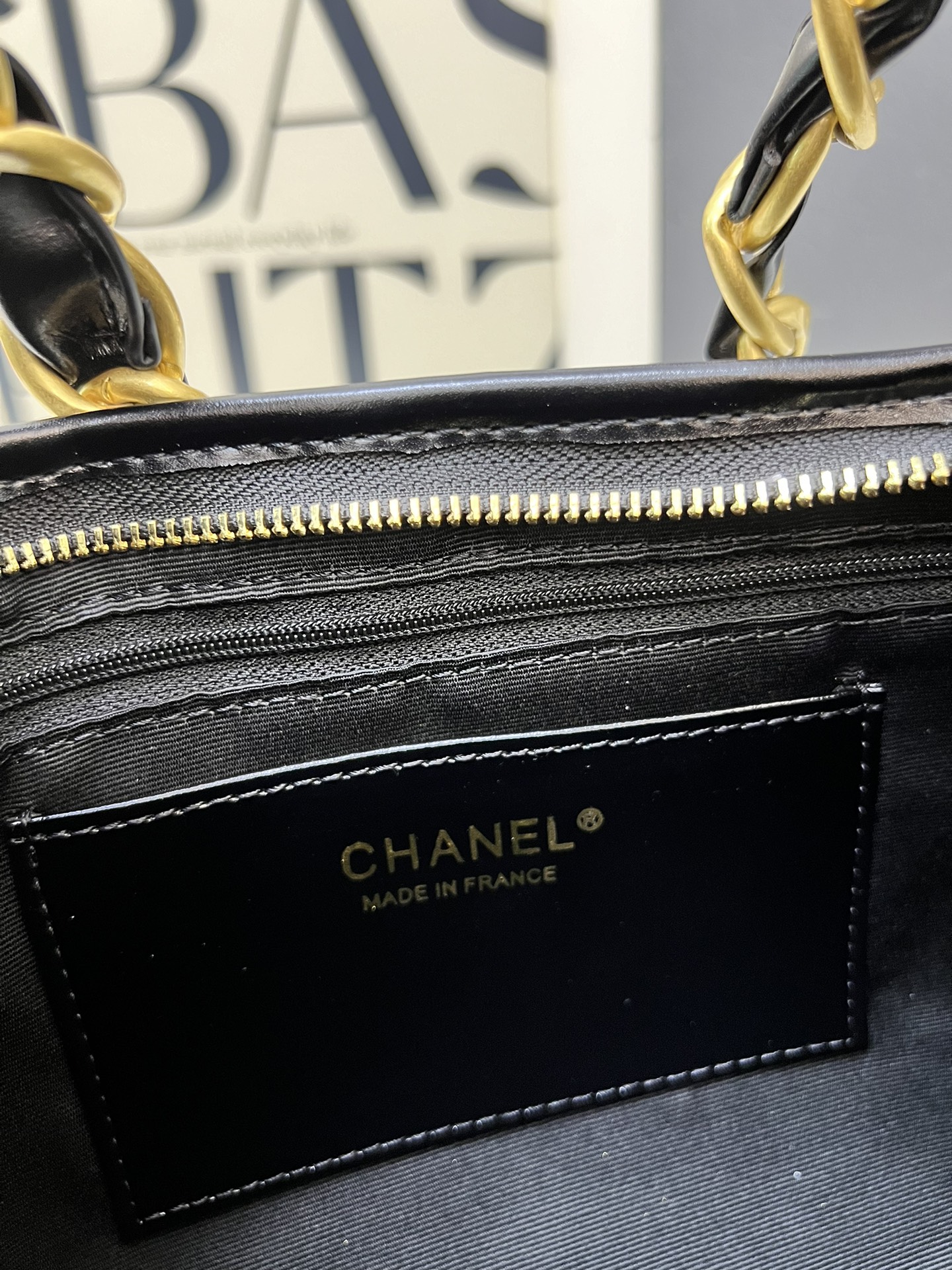 CHANEL高仿大號肩背包 女款亮面菱格包 通勤收納首選｜歐美奢侈品精品推薦