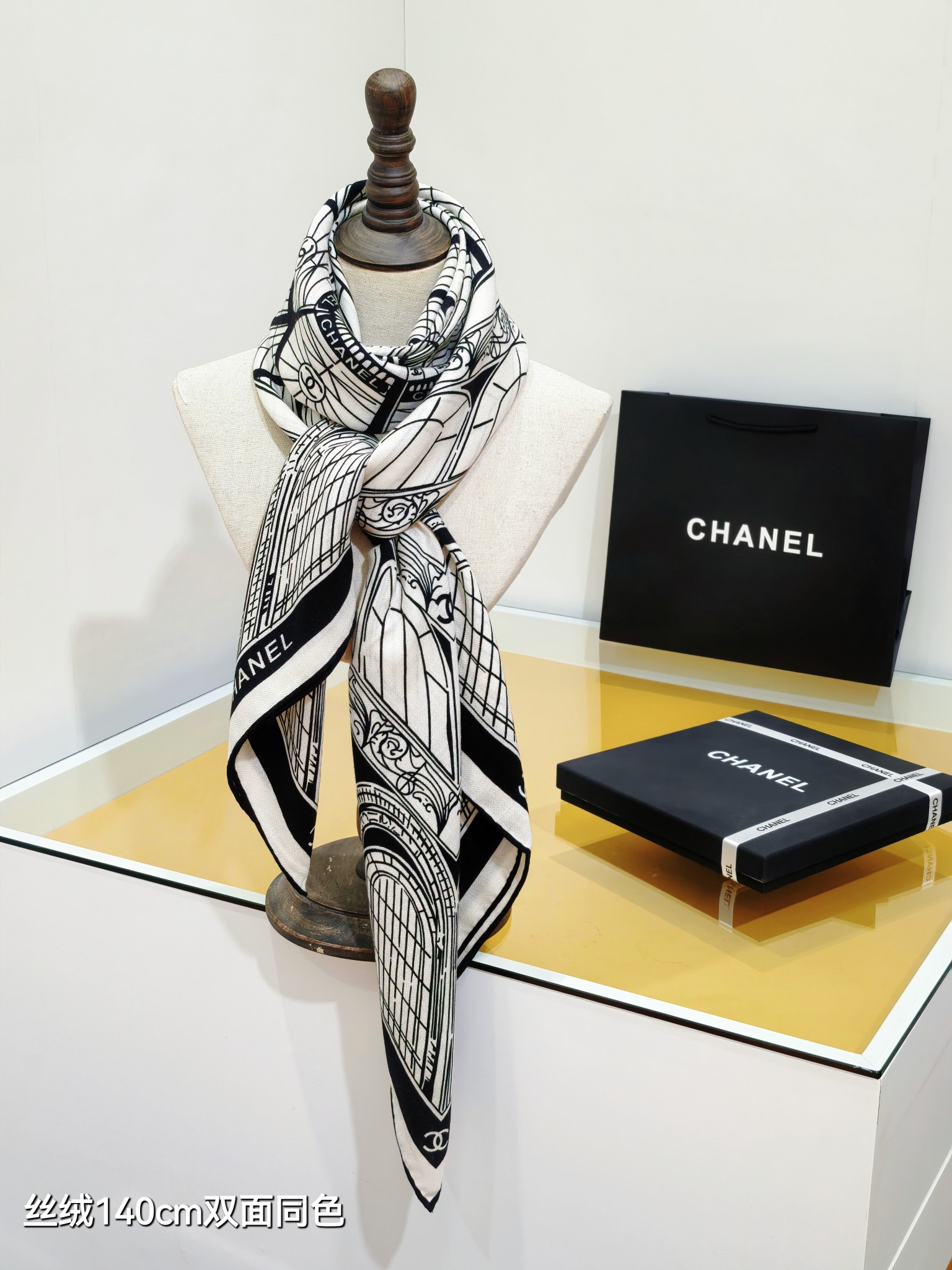 Chanel 高仿建築線條絲巾 雙面黑白140cm 設計感強烈風格款｜歐美奢侈品精品推薦