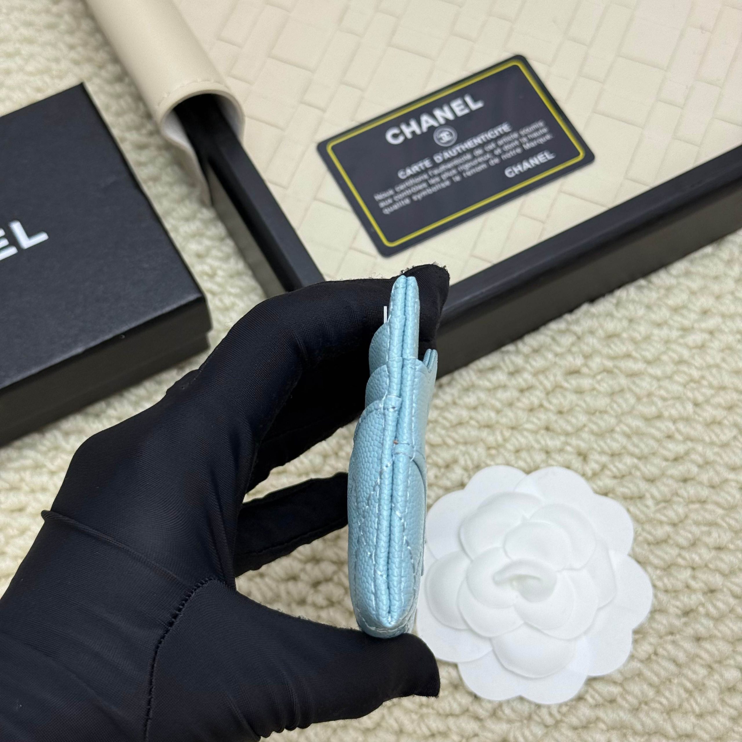 Chanel 原單女士短夾天藍色優雅款 質感輕奢小皮件｜歐美奢侈品精品推薦