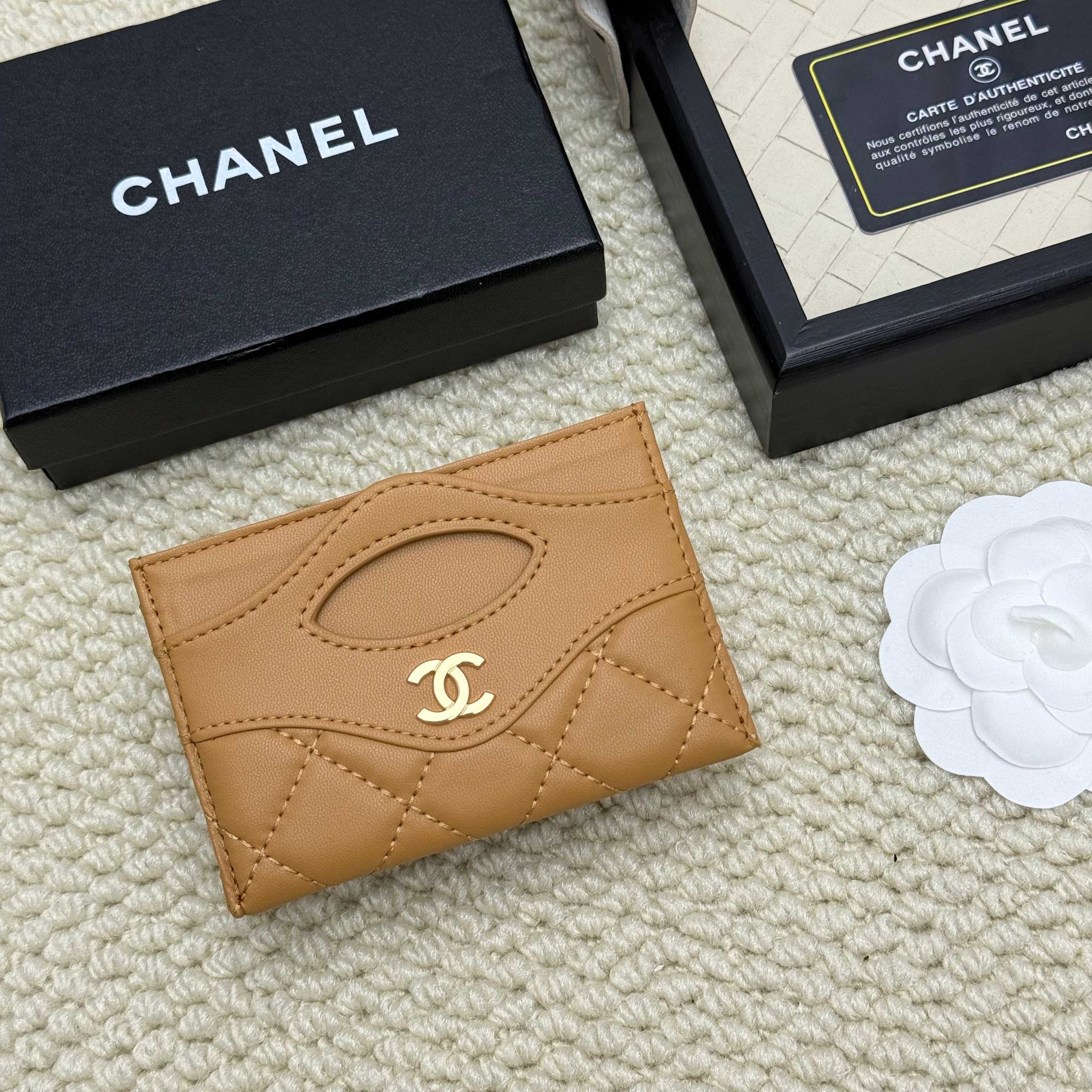 Chanel 高仿女士短夾焦糖棕色款 秋冬人氣必備小皮夾
