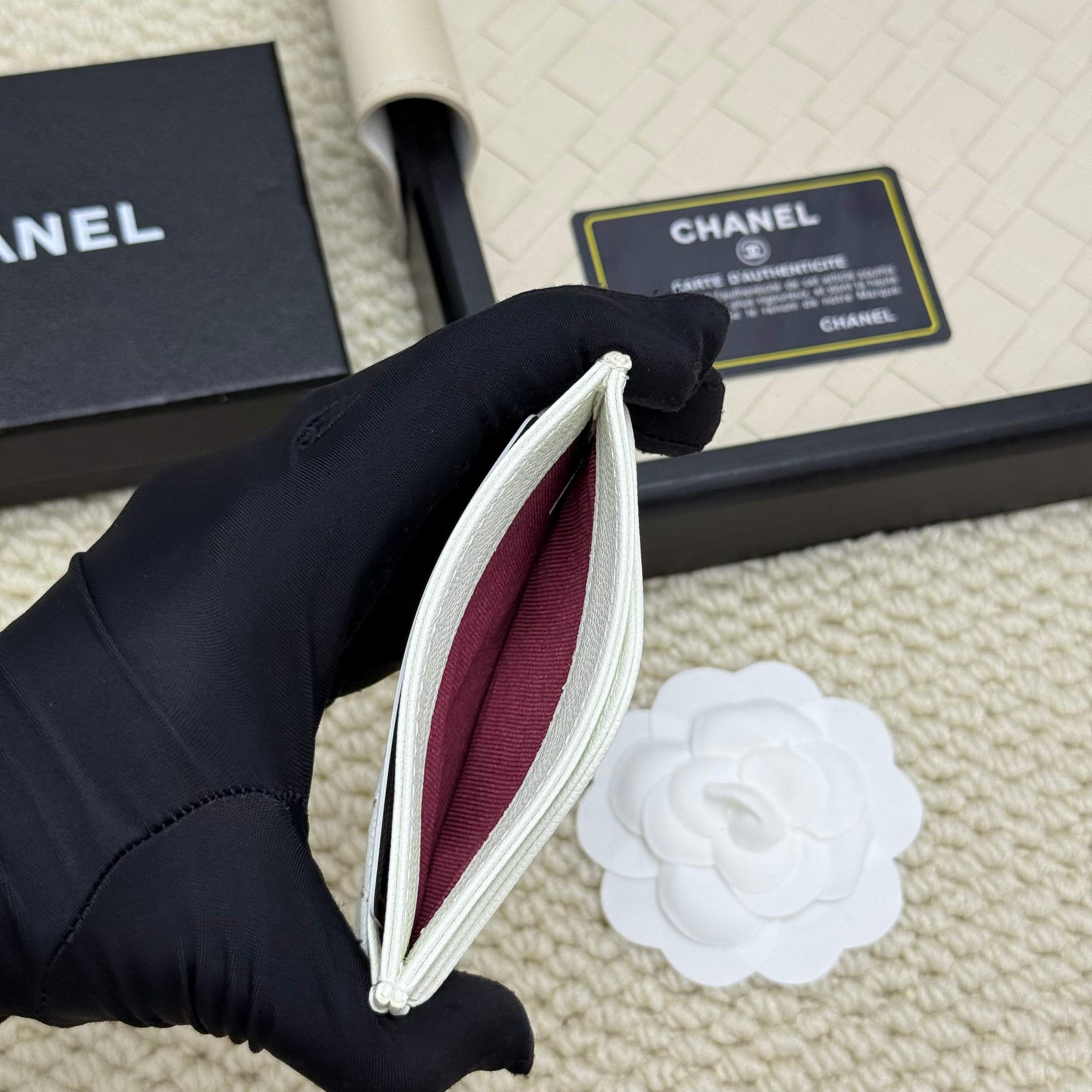Chanel 高仿女士短夾純白氣質款 輕奢簡約入門首選｜歐美奢侈品精品推薦