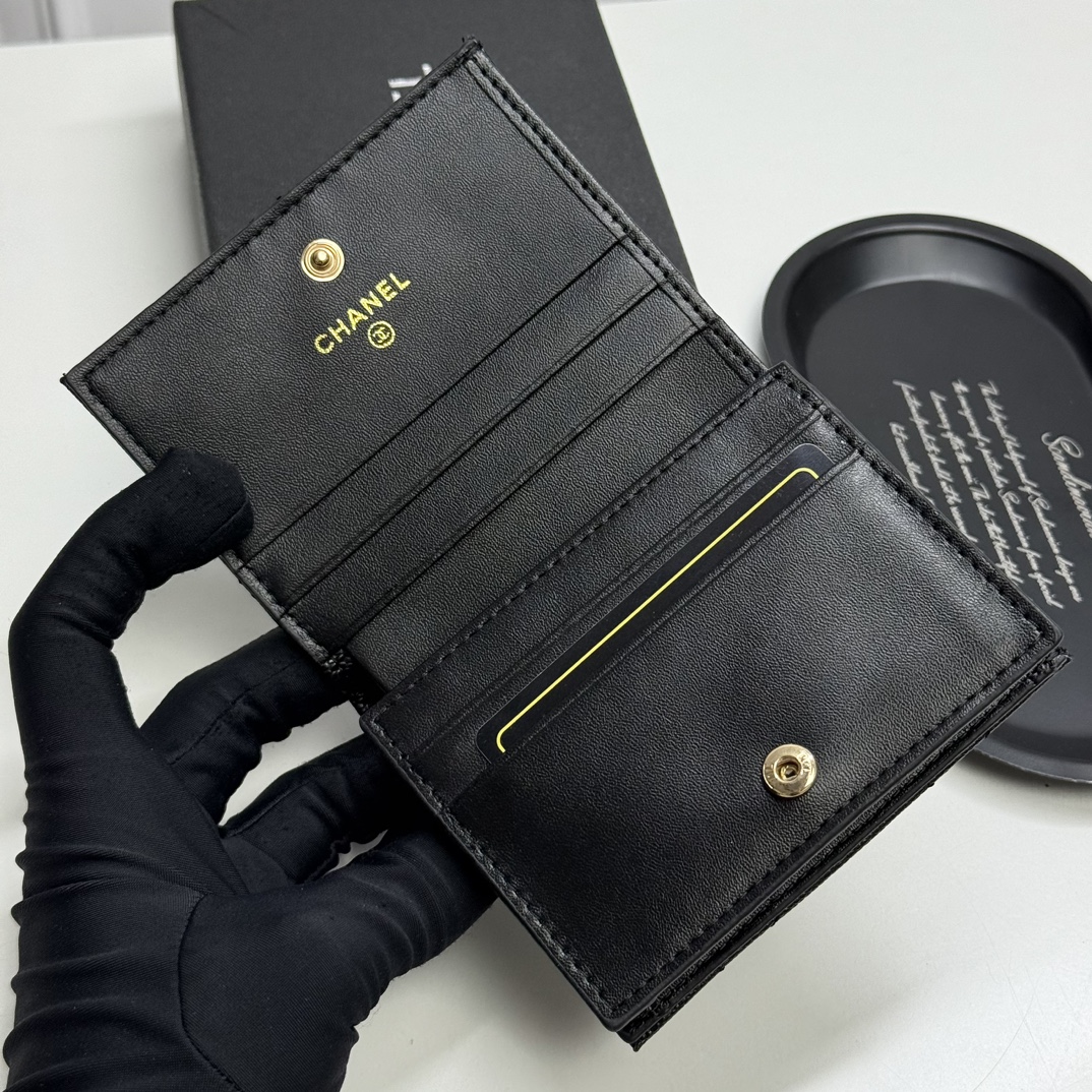 Chanel 原單女士短夾黑色造型Logo款 荔枝皮紋理感十足｜歐美奢侈品精品推薦