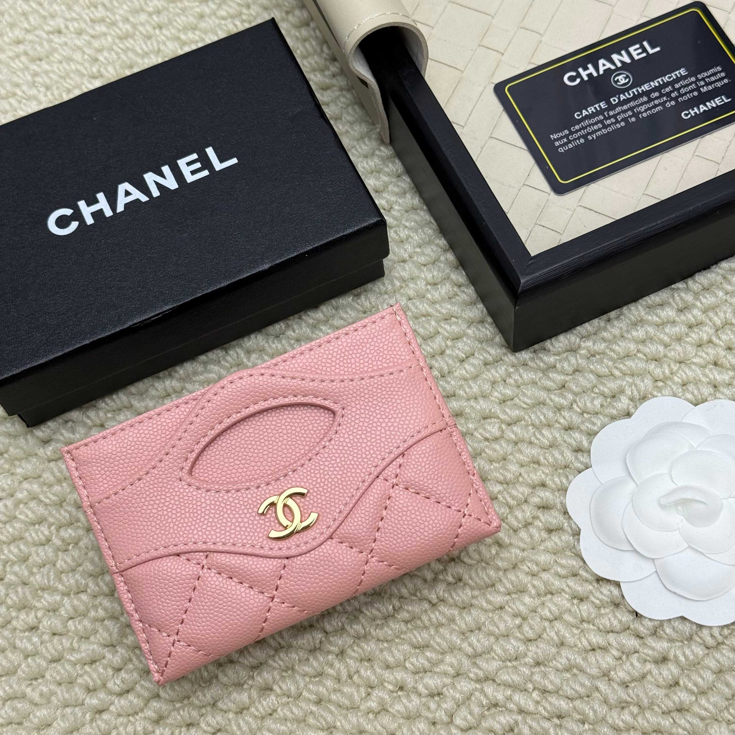 Chanel 高仿卡夾 女用蜜桃粉色菱格款 柔色皮革甜美風格