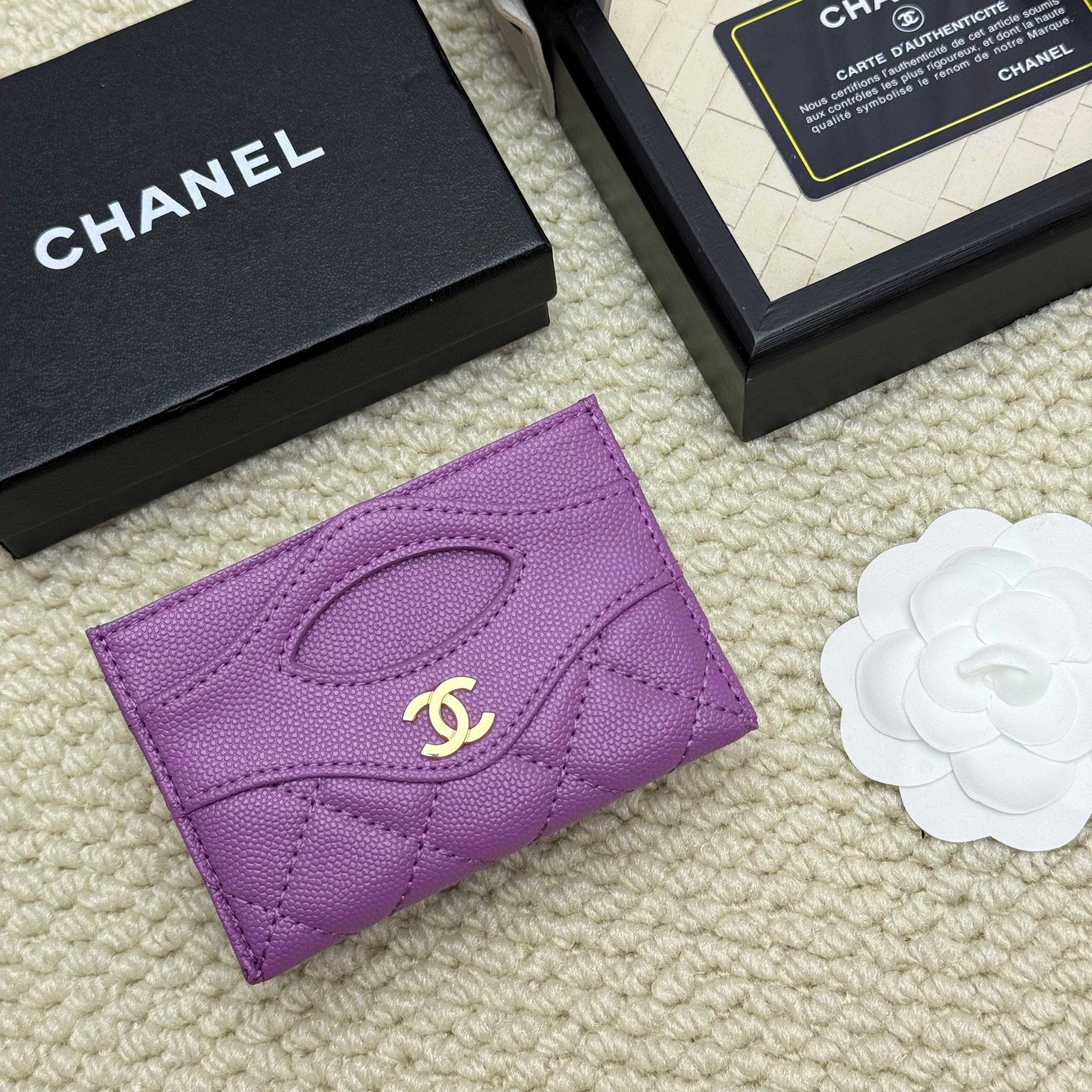 Chanel 高仿女用卡夾 葡萄紫配色 菱格金扣時尚小物