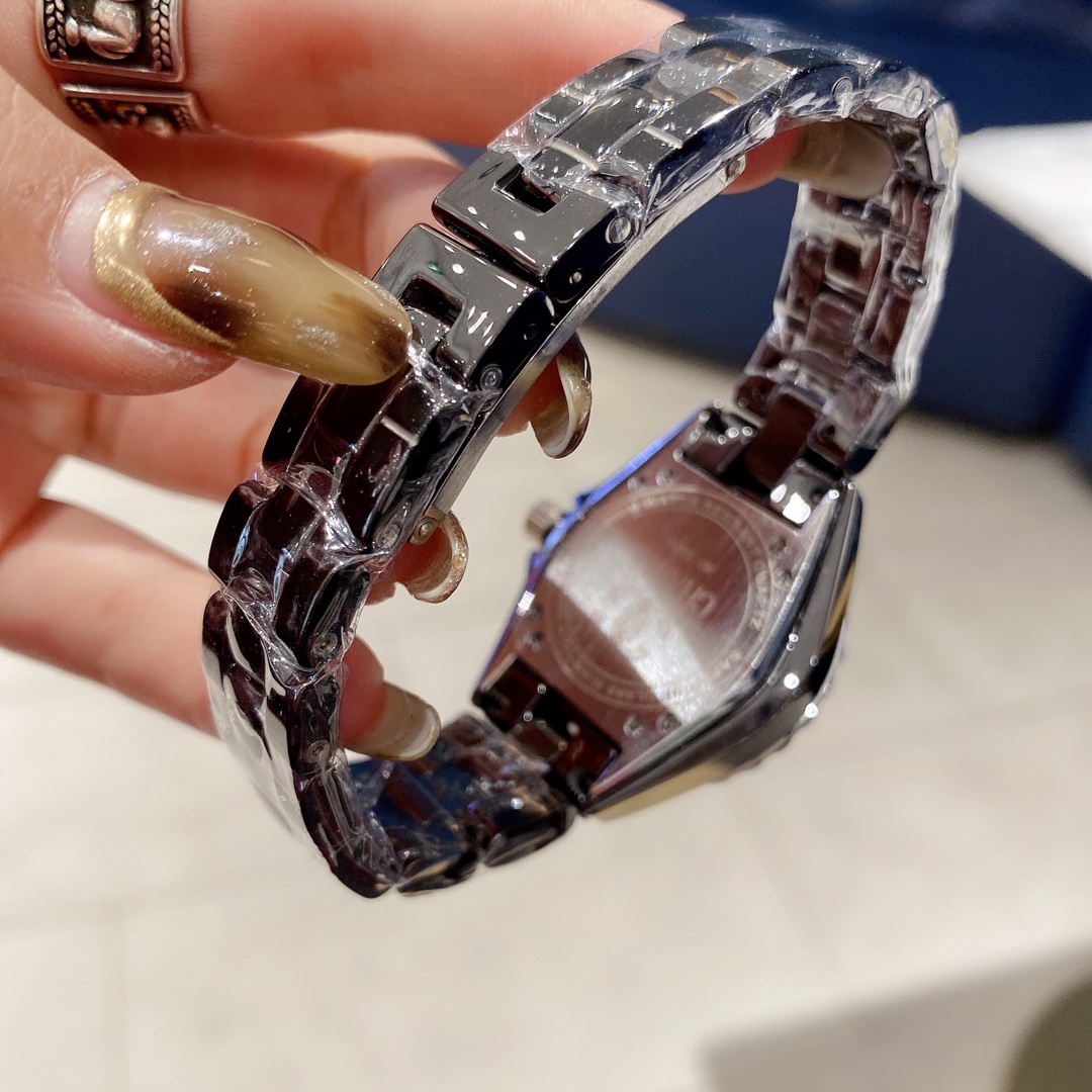 CHANEL J12 黑陶瓷高仿女錶 經典運動款式｜歐美奢侈品精品推薦