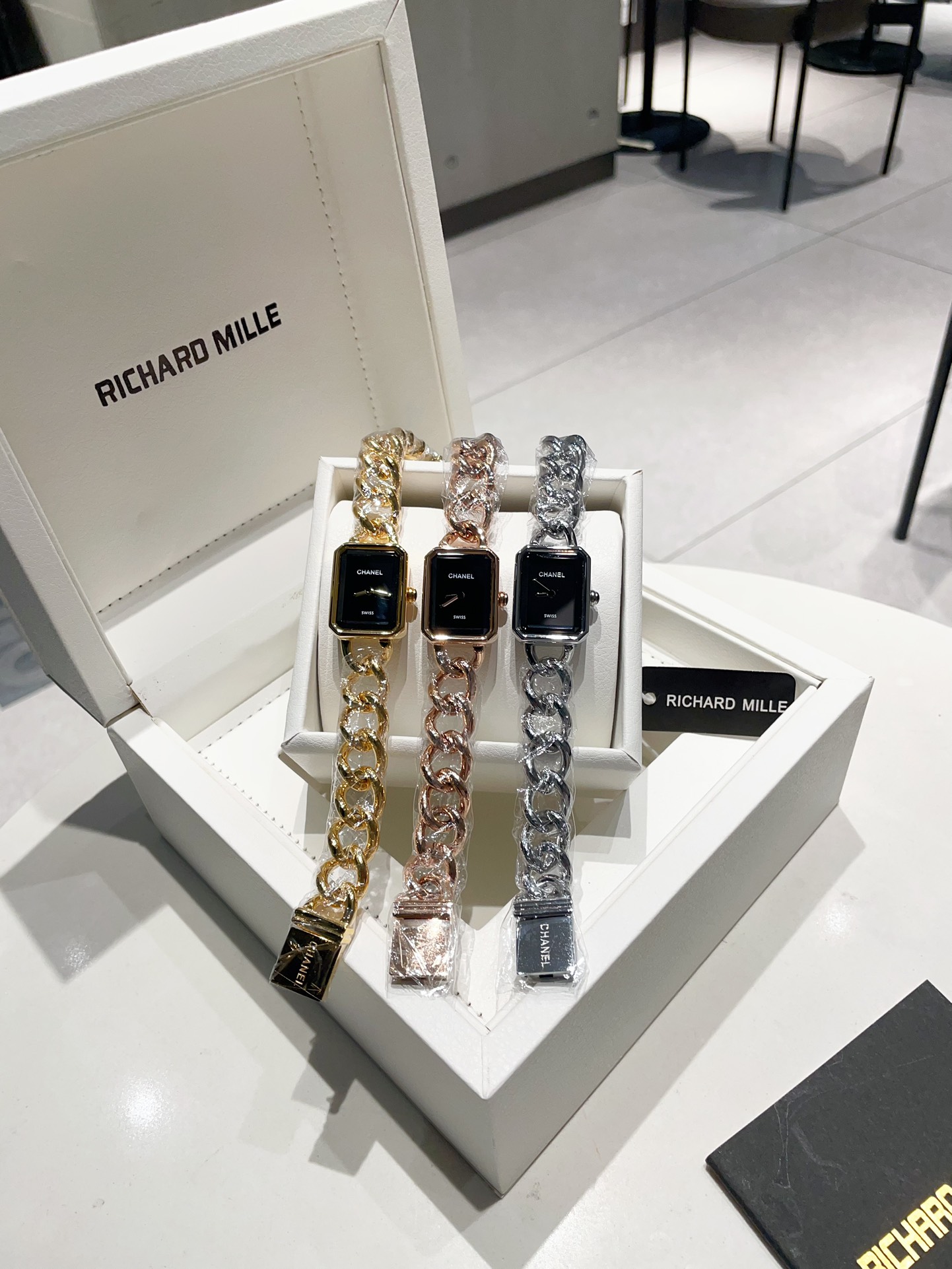 CHANEL Première A貨手錶 銀金玫瑰三色鏈帶|超A仿原單精品圖片 2 CHANEL Première A貨手錶 銀金玫瑰三色鏈帶|歐美奢侈品精品推薦