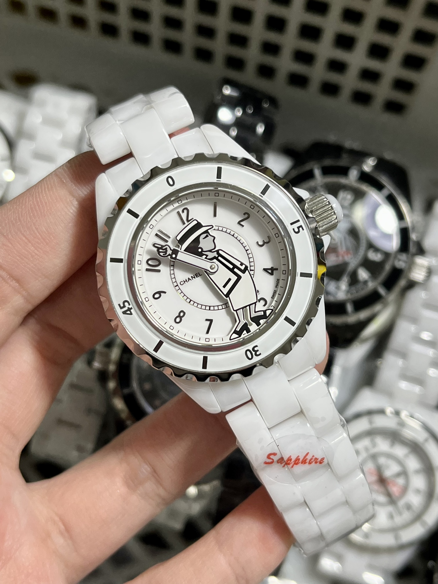 CHANEL J12 白陶瓷高仿手錶 經典中性時尚|超A仿原單精品圖片 12 CHANEL J12 白陶瓷高仿手錶 經典中性時尚|歐美奢侈品精品推薦