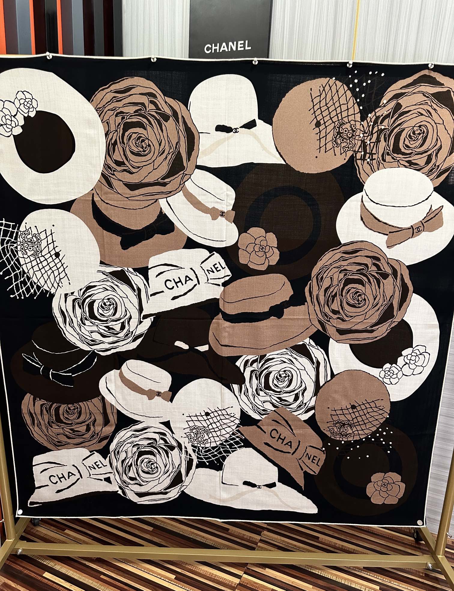 Chanel高仿絲巾咖啡玫瑰拼接印花圖騰秋冬人氣方巾｜歐美奢侈品精品推薦