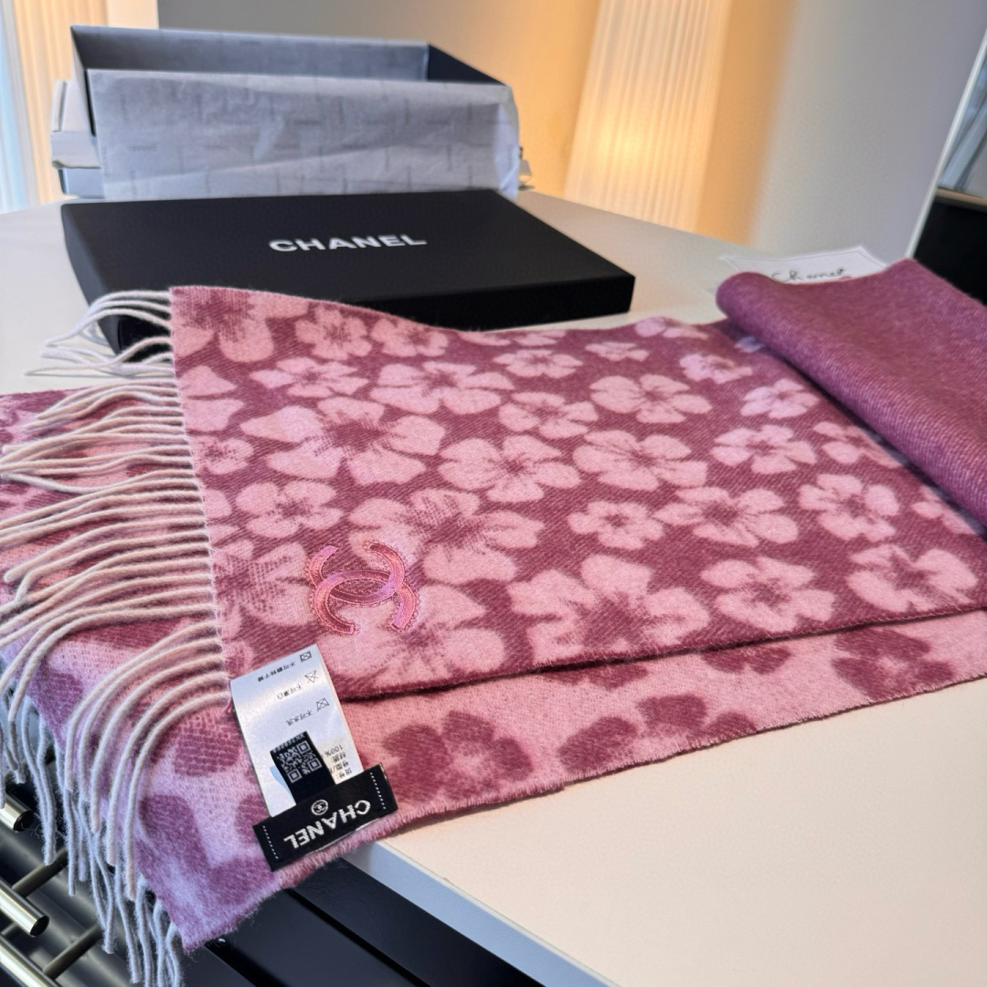 Chanel一比一圍巾紫紅漸層花朵雙C刺繡羊毛混紡秋冬款｜歐美奢侈品精品推薦